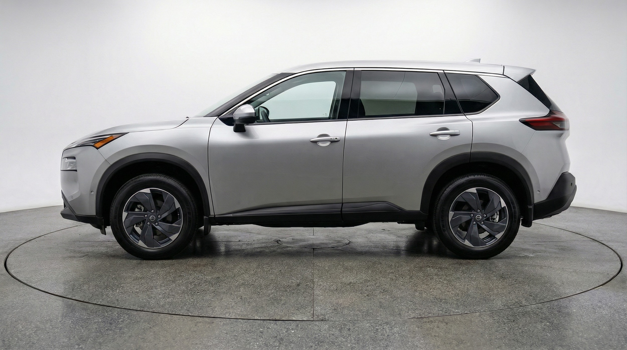 Thumbnail: 2025 Nissan Rogue - 4