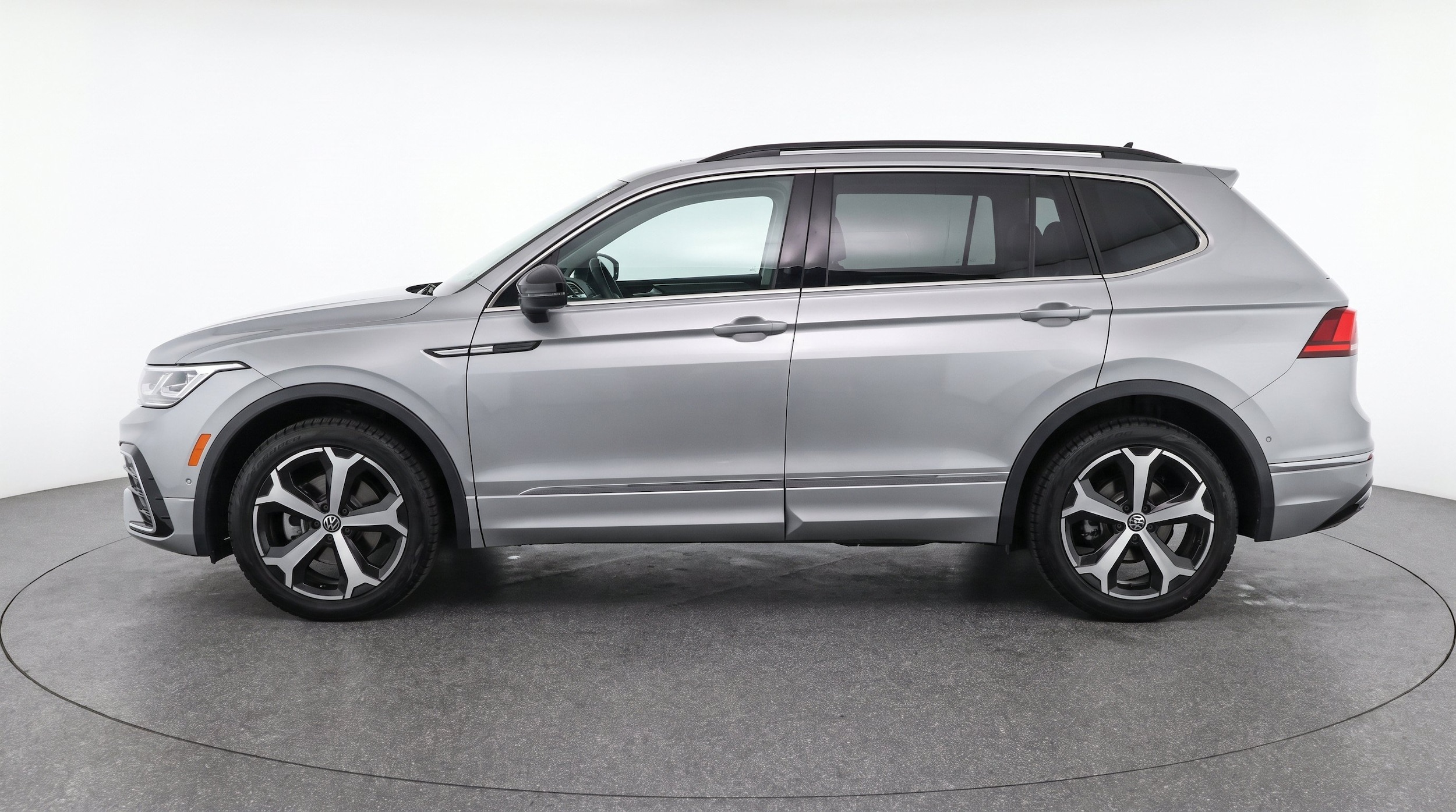 Thumbnail: 2026 Volkswagen Tiguan - 5