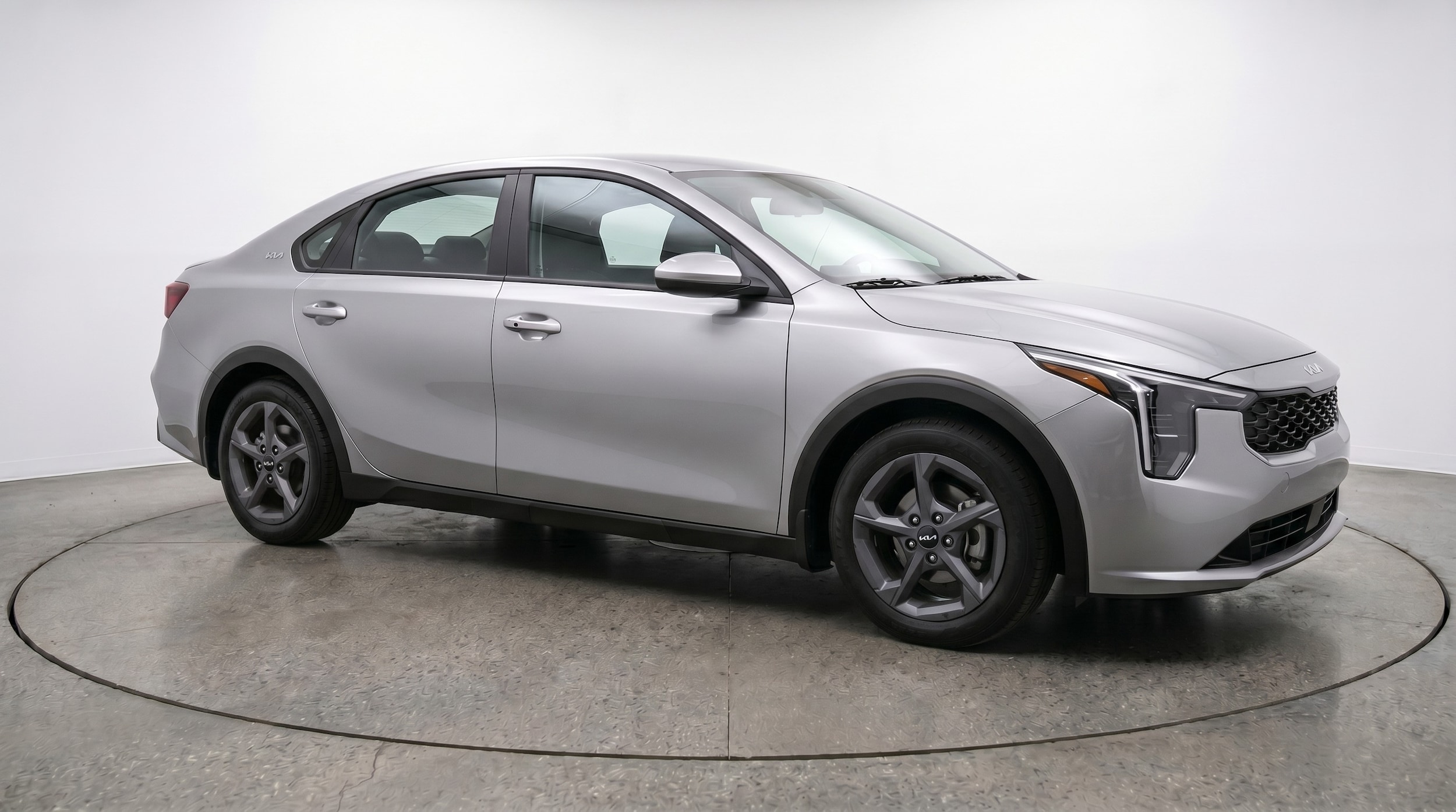 Thumbnail: 2025 Kia K4 - 1