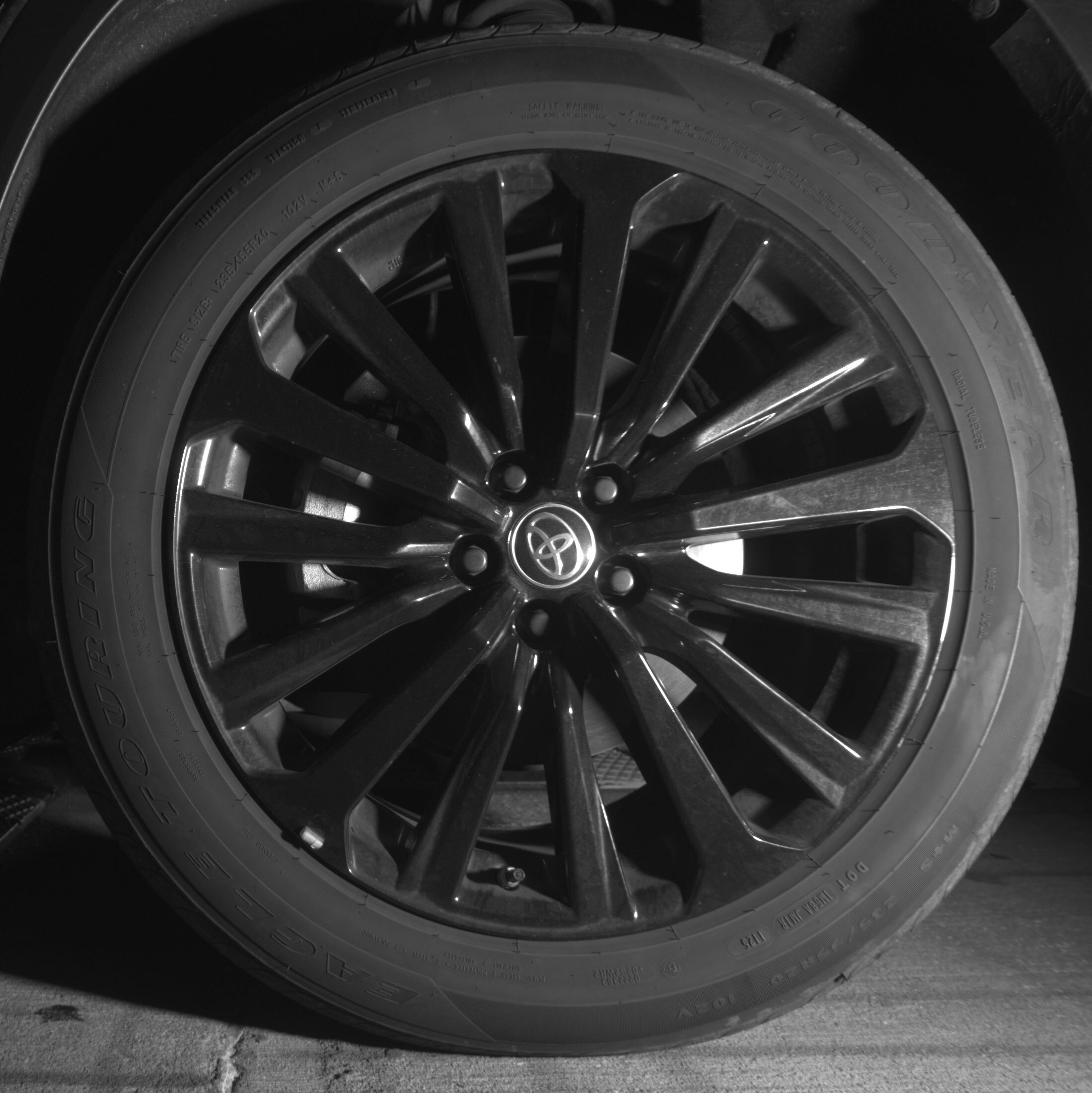 Thumbnail: 2025 Toyota Highlander - 9