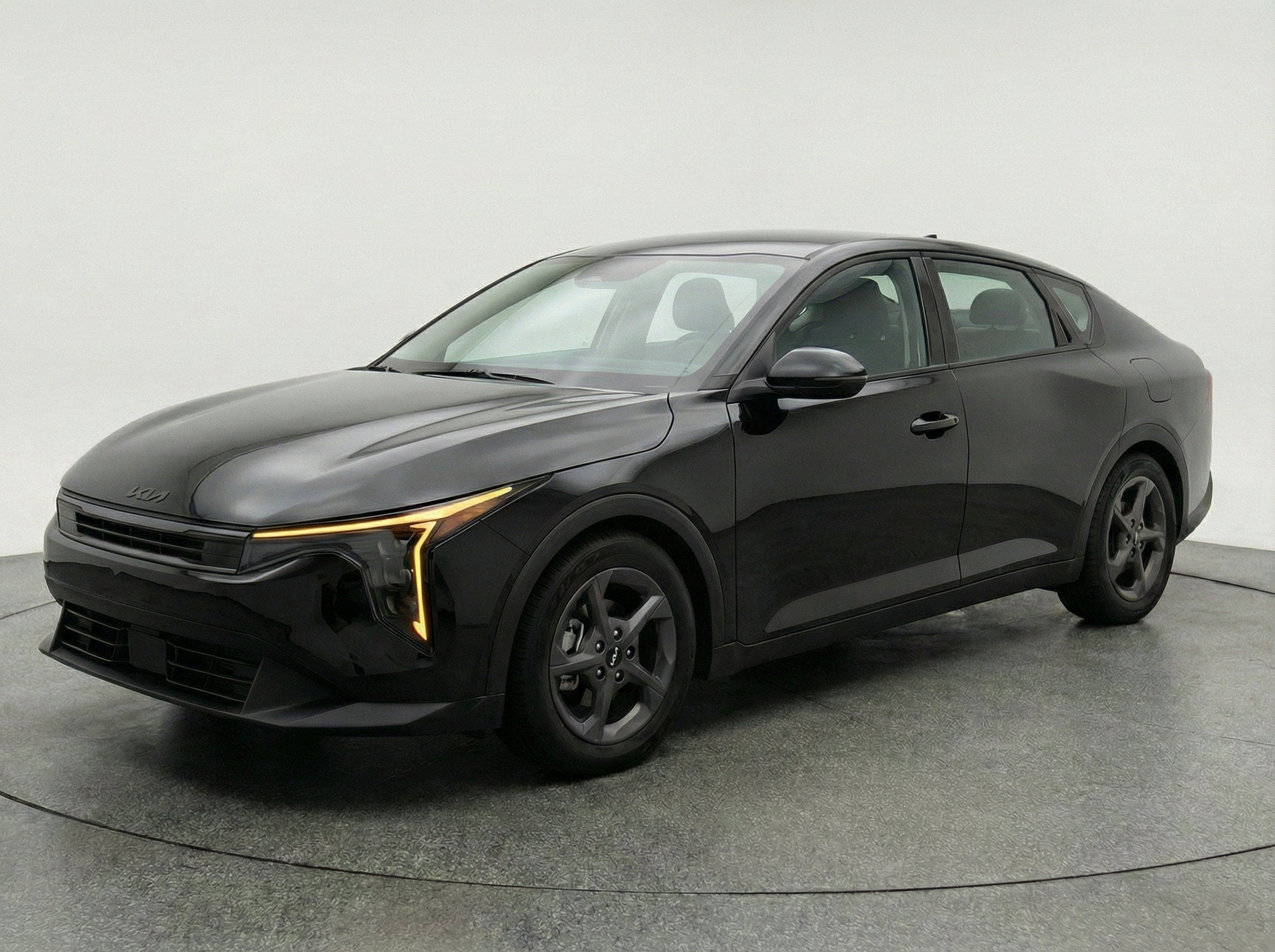 Thumbnail: 2025 Kia K4 - 3