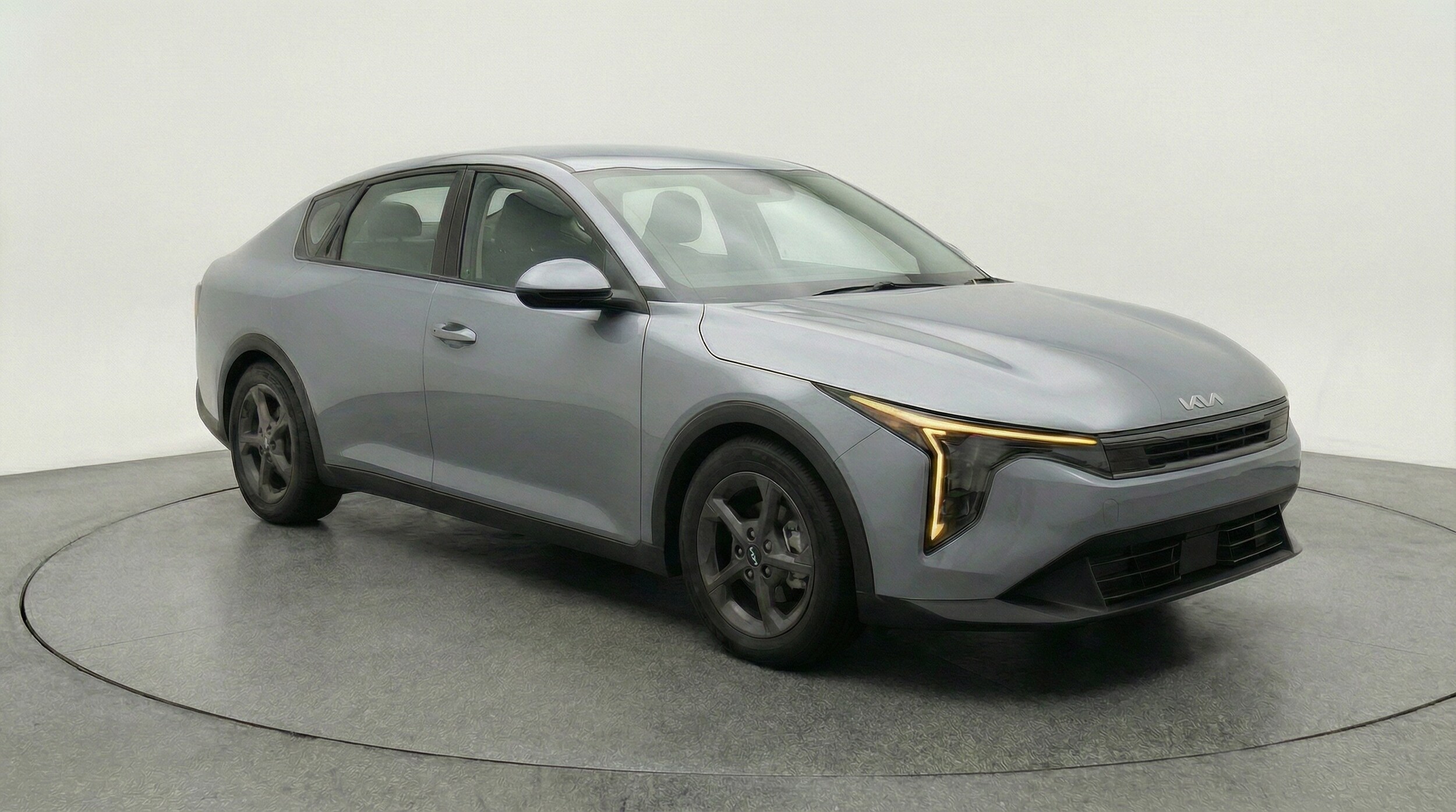 Thumbnail: 2025 Kia K4 - 1