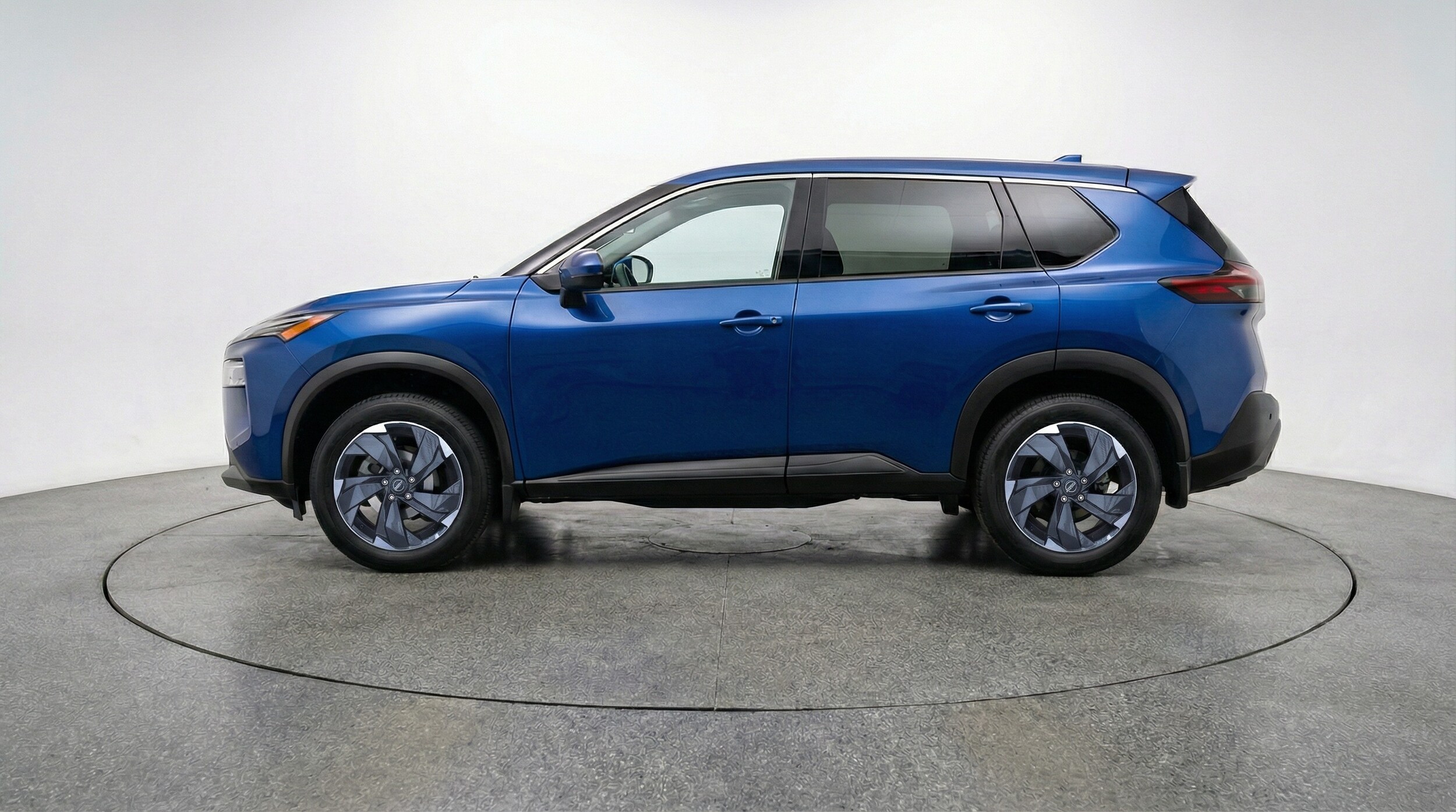 Thumbnail: 2025 Nissan Rogue - 4