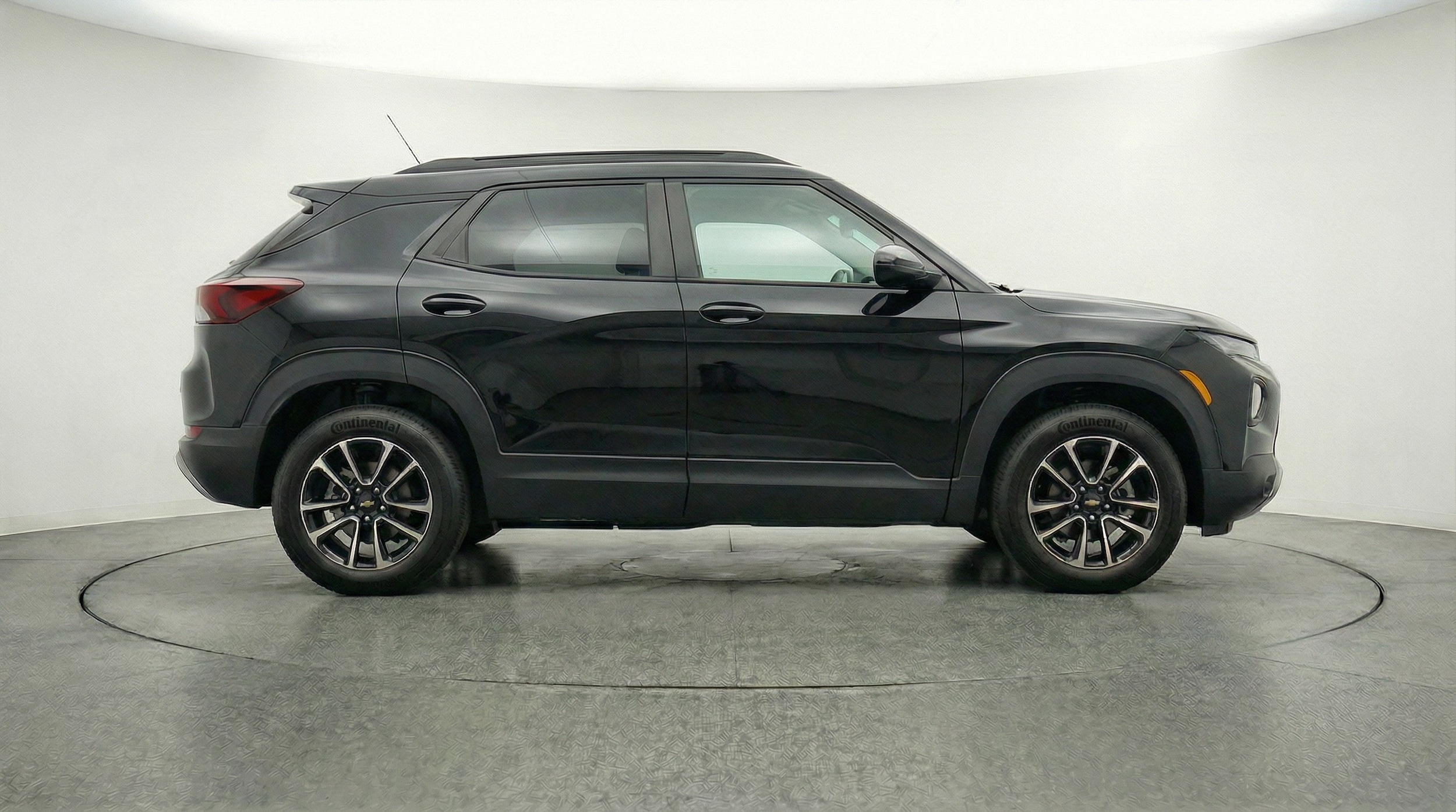 Thumbnail: 2025 Chevrolet TrailBlazer - 8