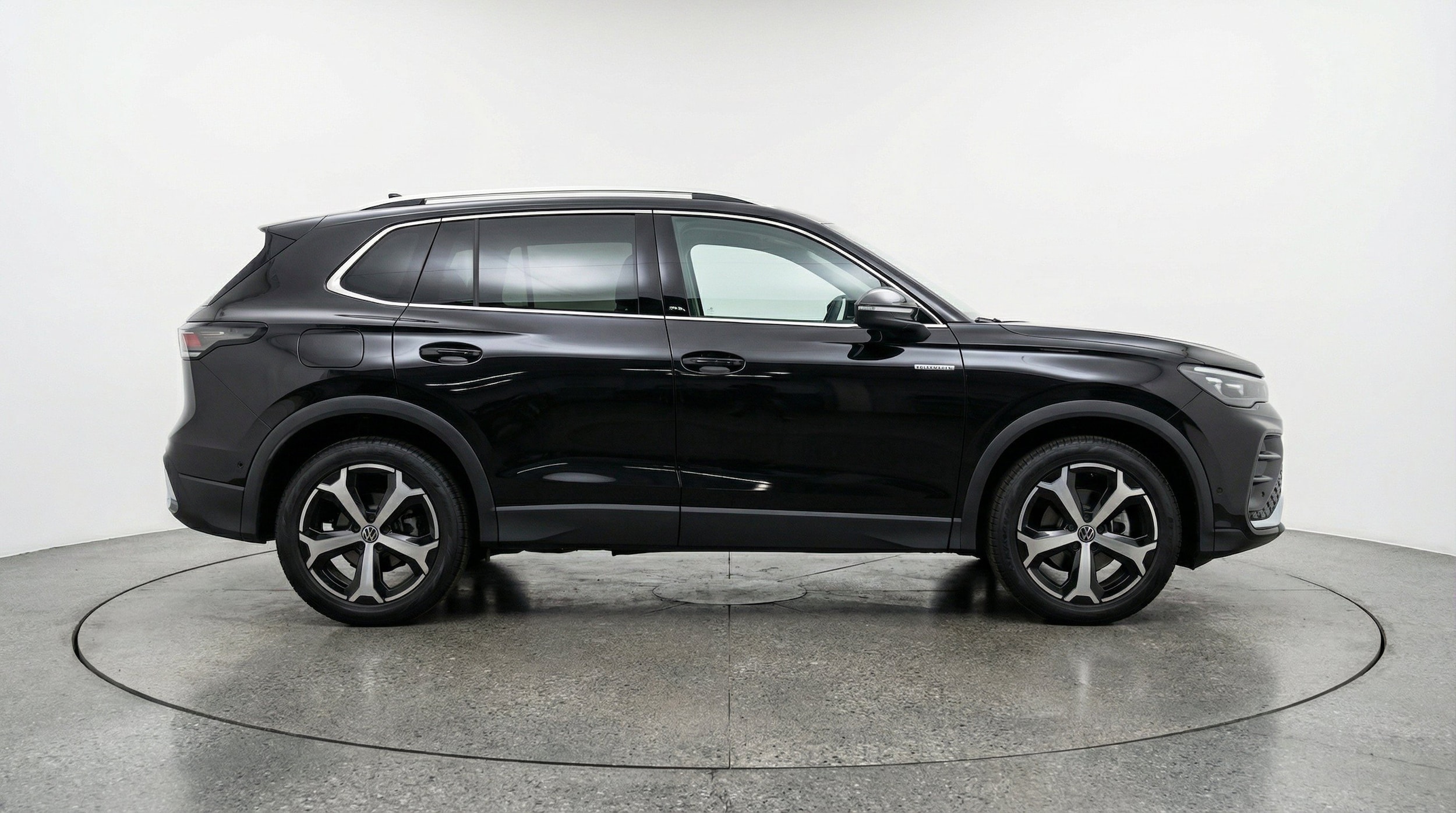 Thumbnail: 2026 Volkswagen Tiguan - 11