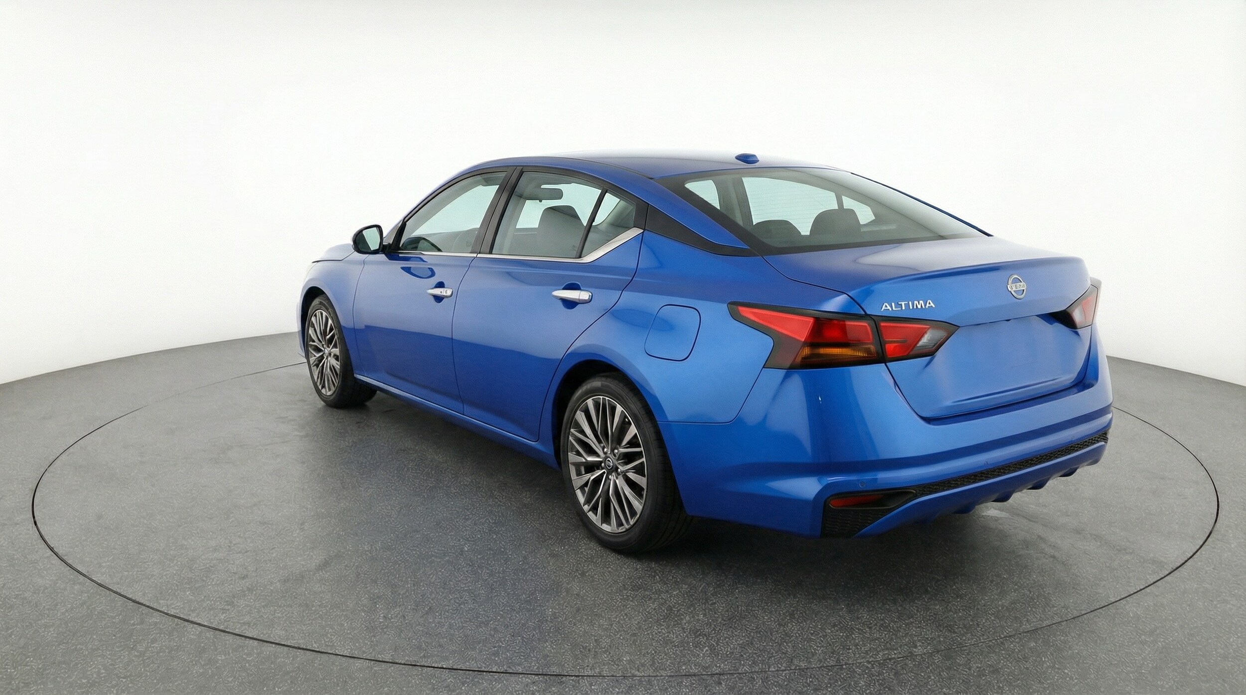 Thumbnail: 2025 Nissan Altima - 5