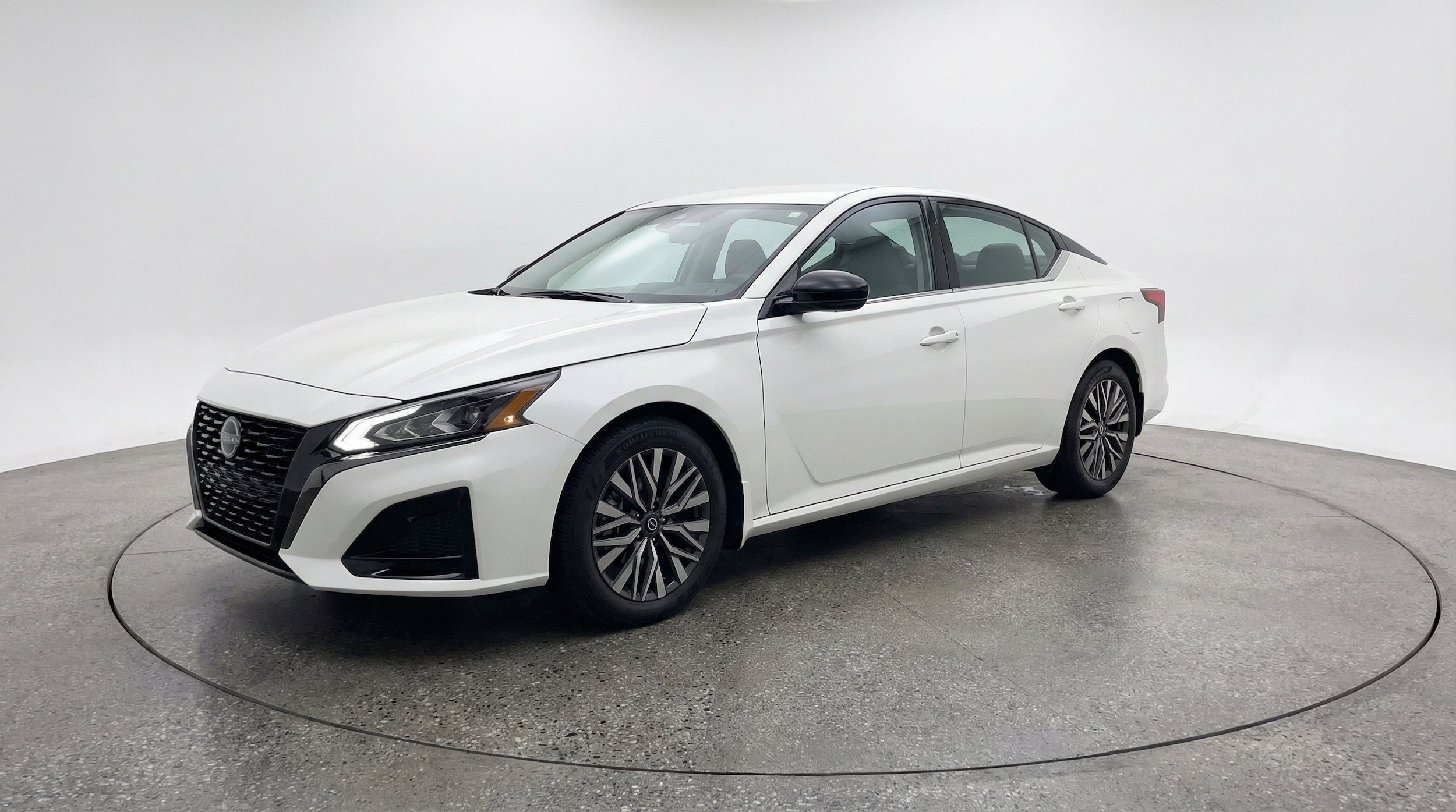 Thumbnail: 2026 Nissan Altima - 3
