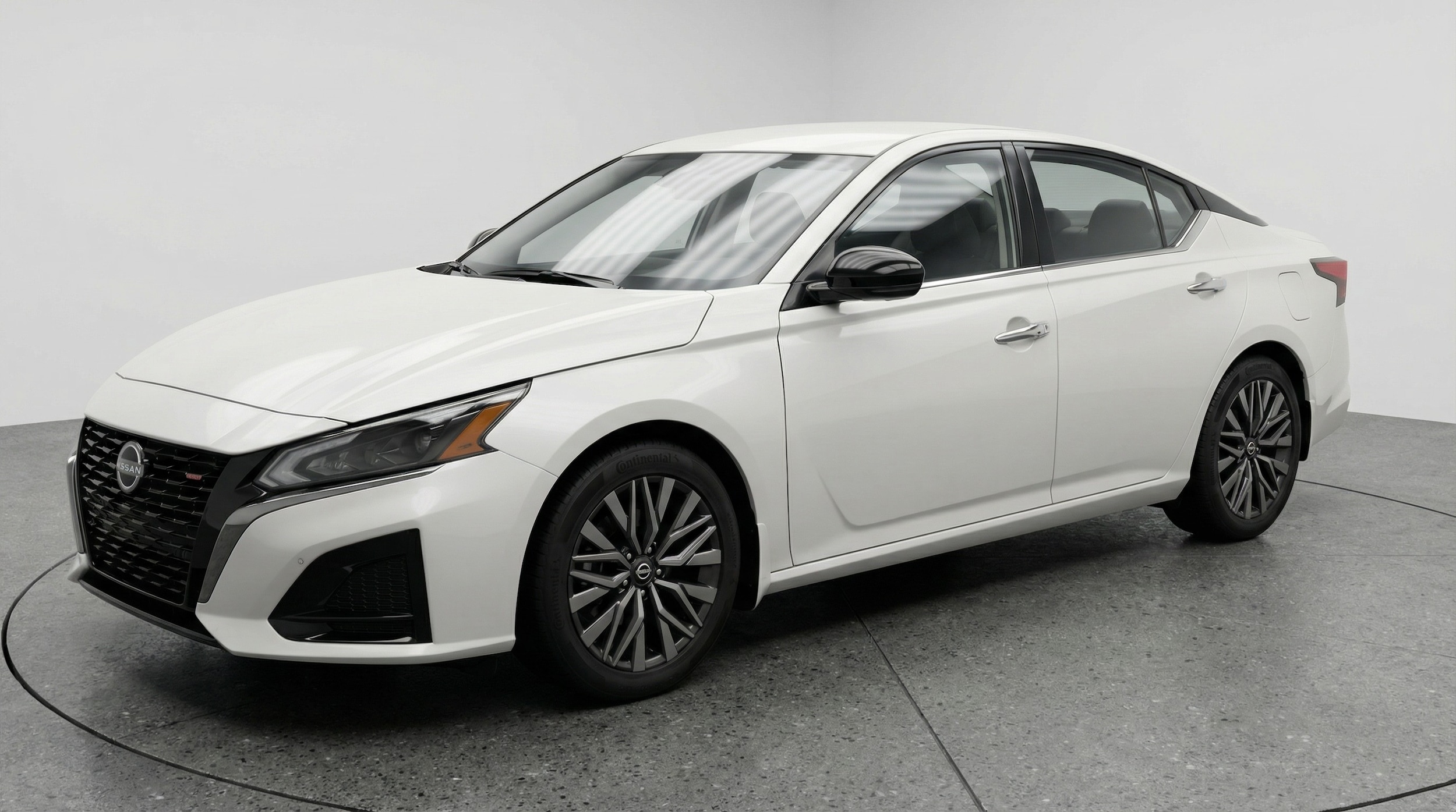 Thumbnail: 2025 Nissan Altima - 3