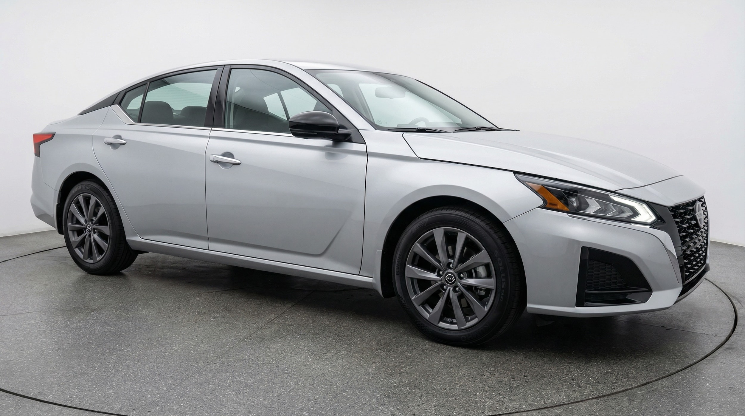 Thumbnail: 2025 Nissan Altima - 1