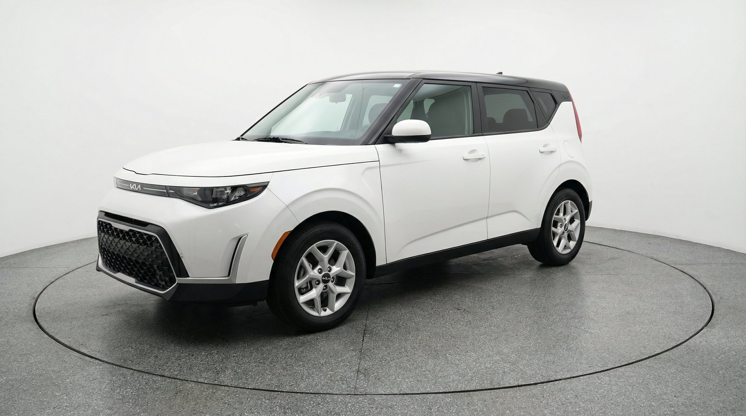 Thumbnail: 2025 Kia Soul - 3