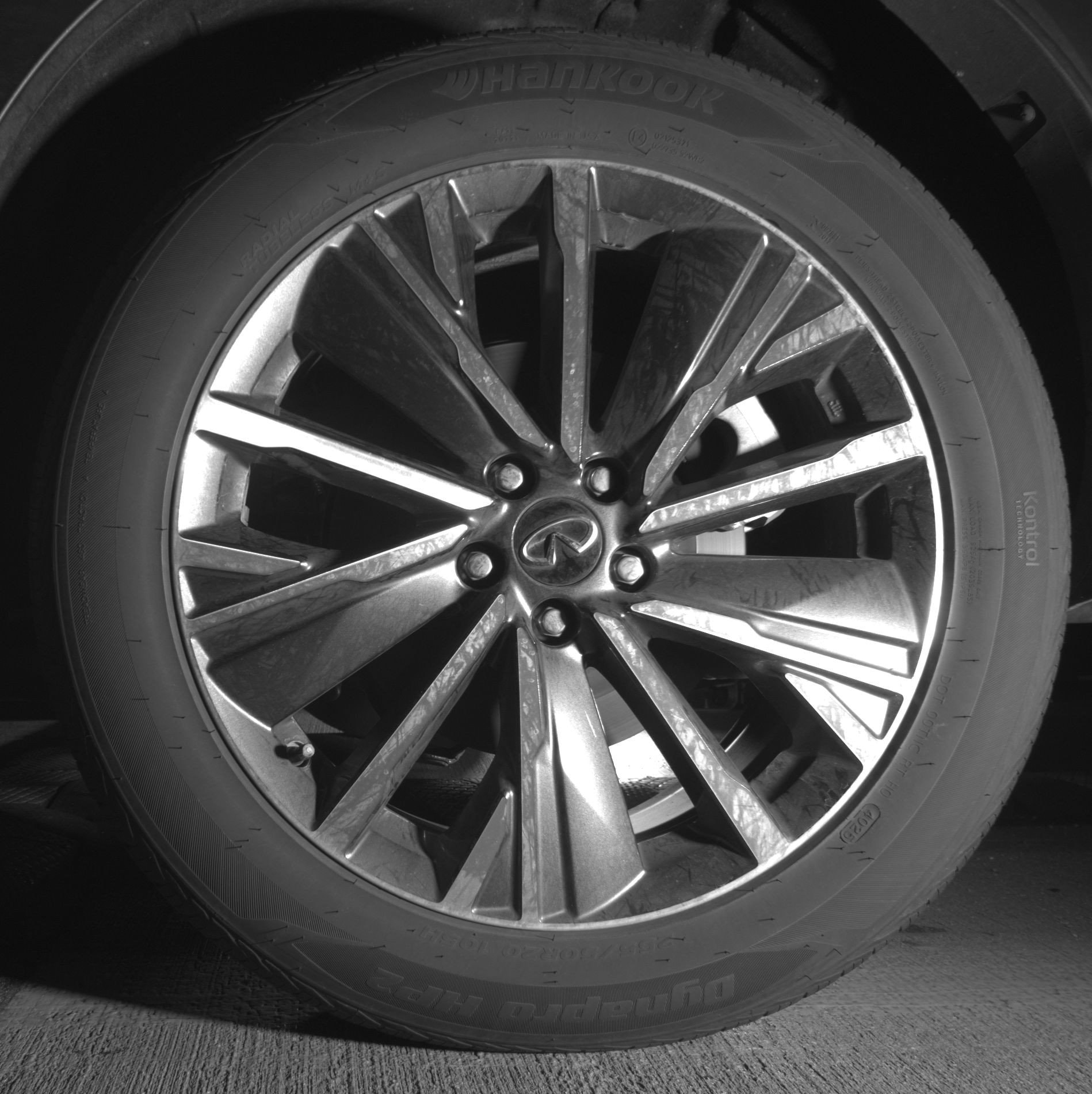 Thumbnail: 2026 INFINITI QX60 - 14
