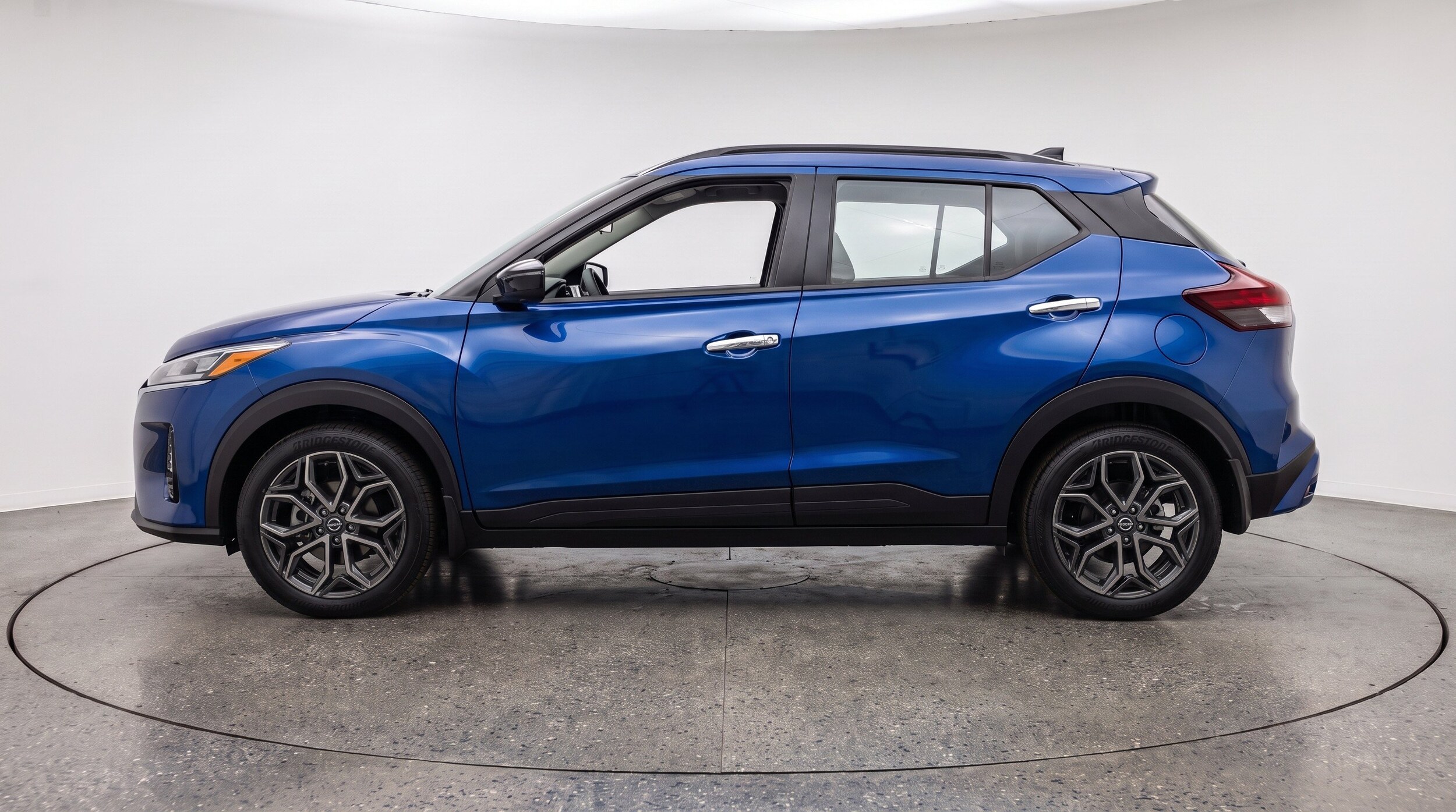 Thumbnail: 2026 Nissan Kicks - 5
