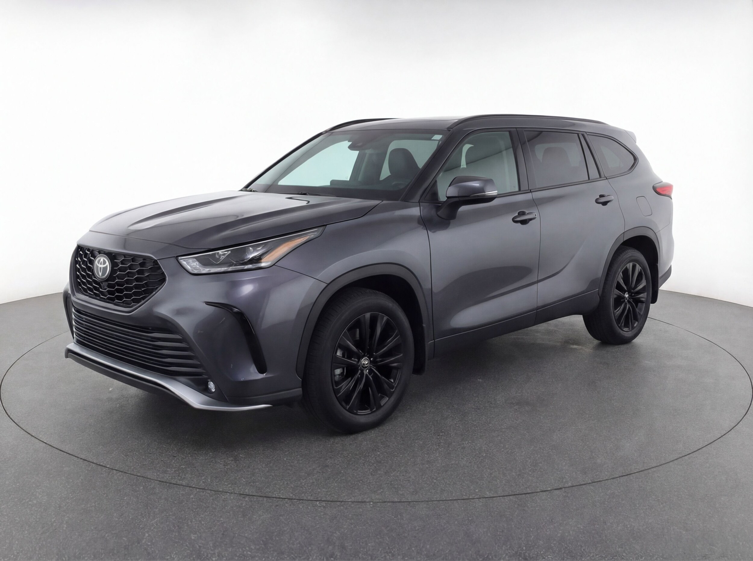 Thumbnail: 2024 Toyota Highlander - 3