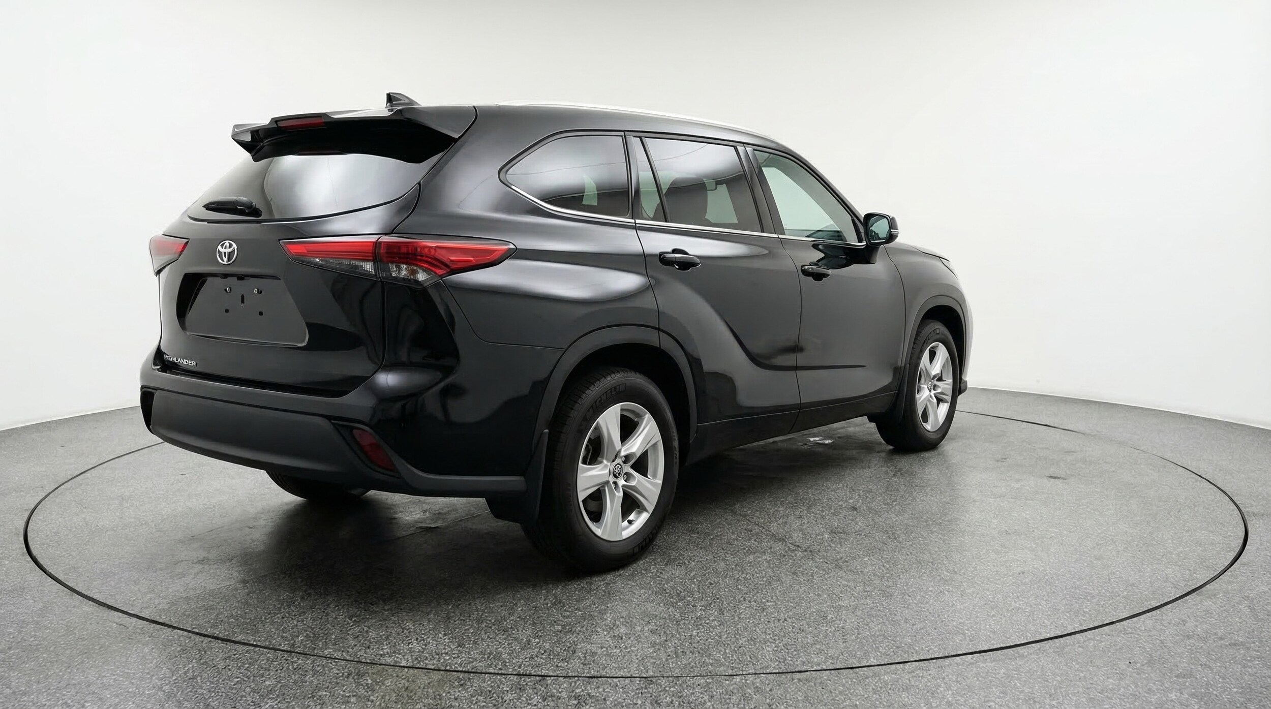 Thumbnail: 2025 Toyota Highlander - 7