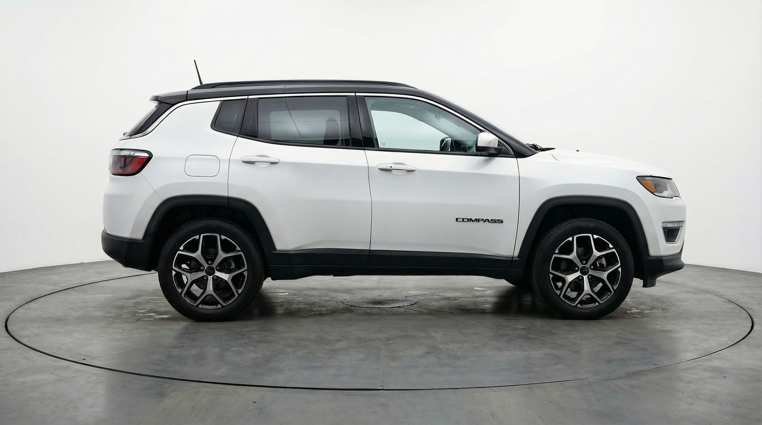 Thumbnail: 2025 Jeep Compass - 8