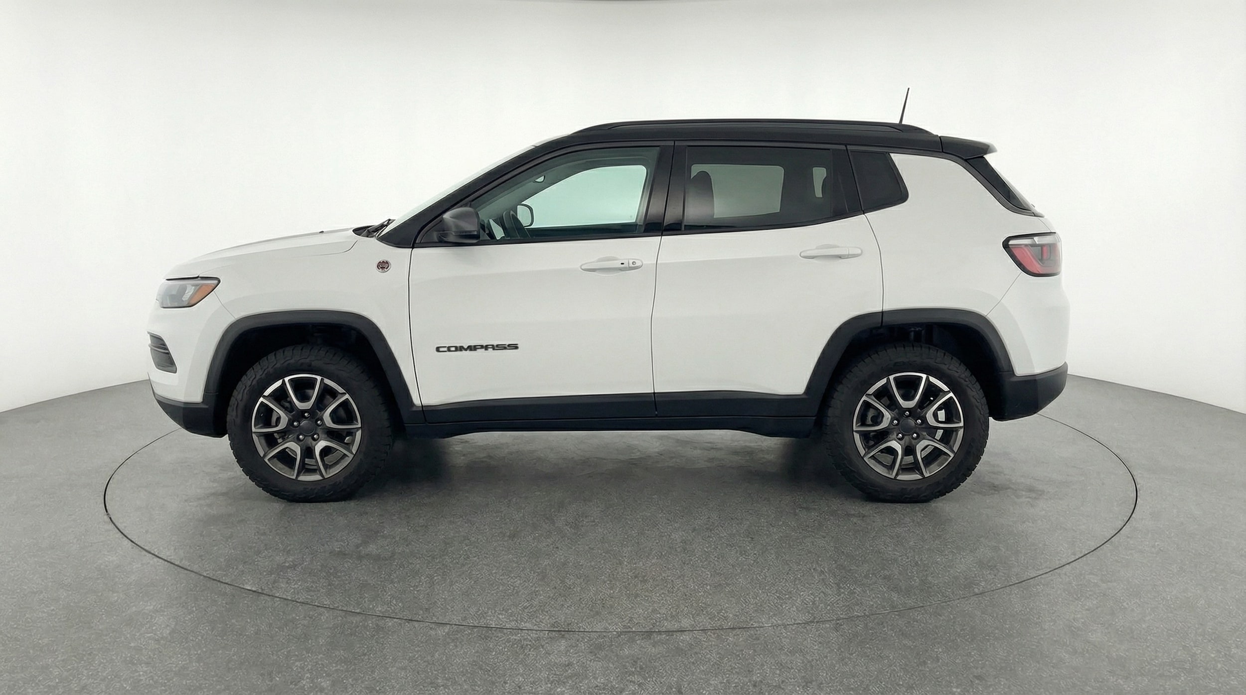 Thumbnail: 2025 Jeep Compass - 4