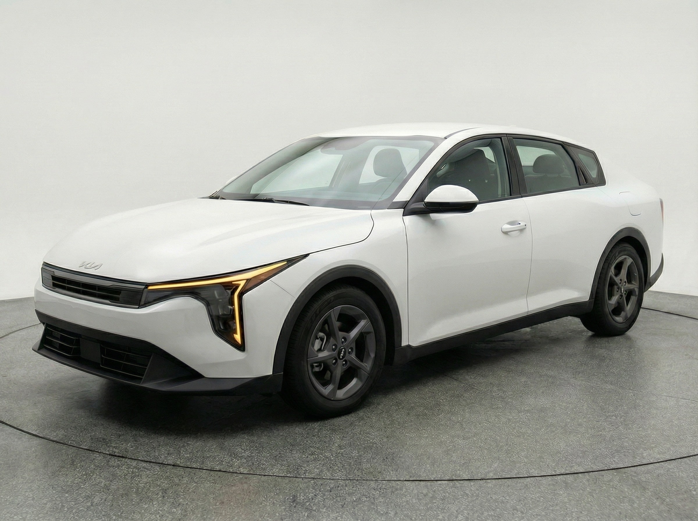 Thumbnail: 2025 Kia K4 - 3