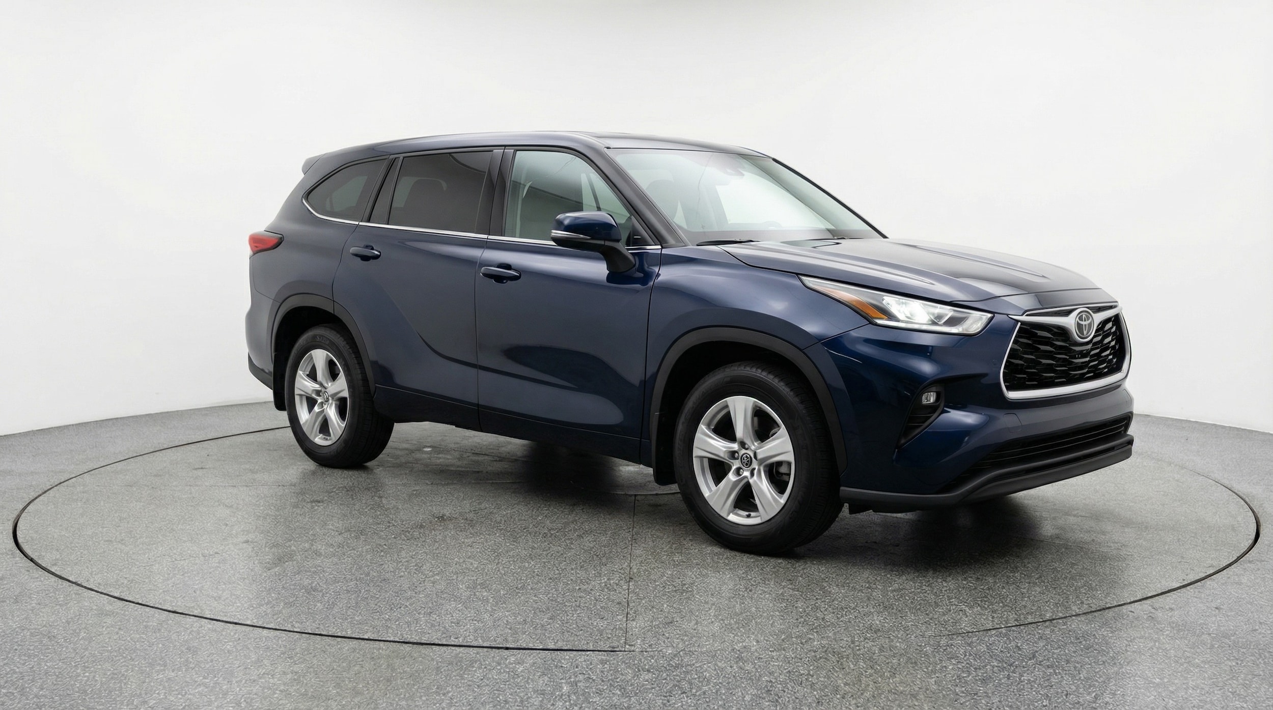 Thumbnail: 2025 Toyota Highlander - 1