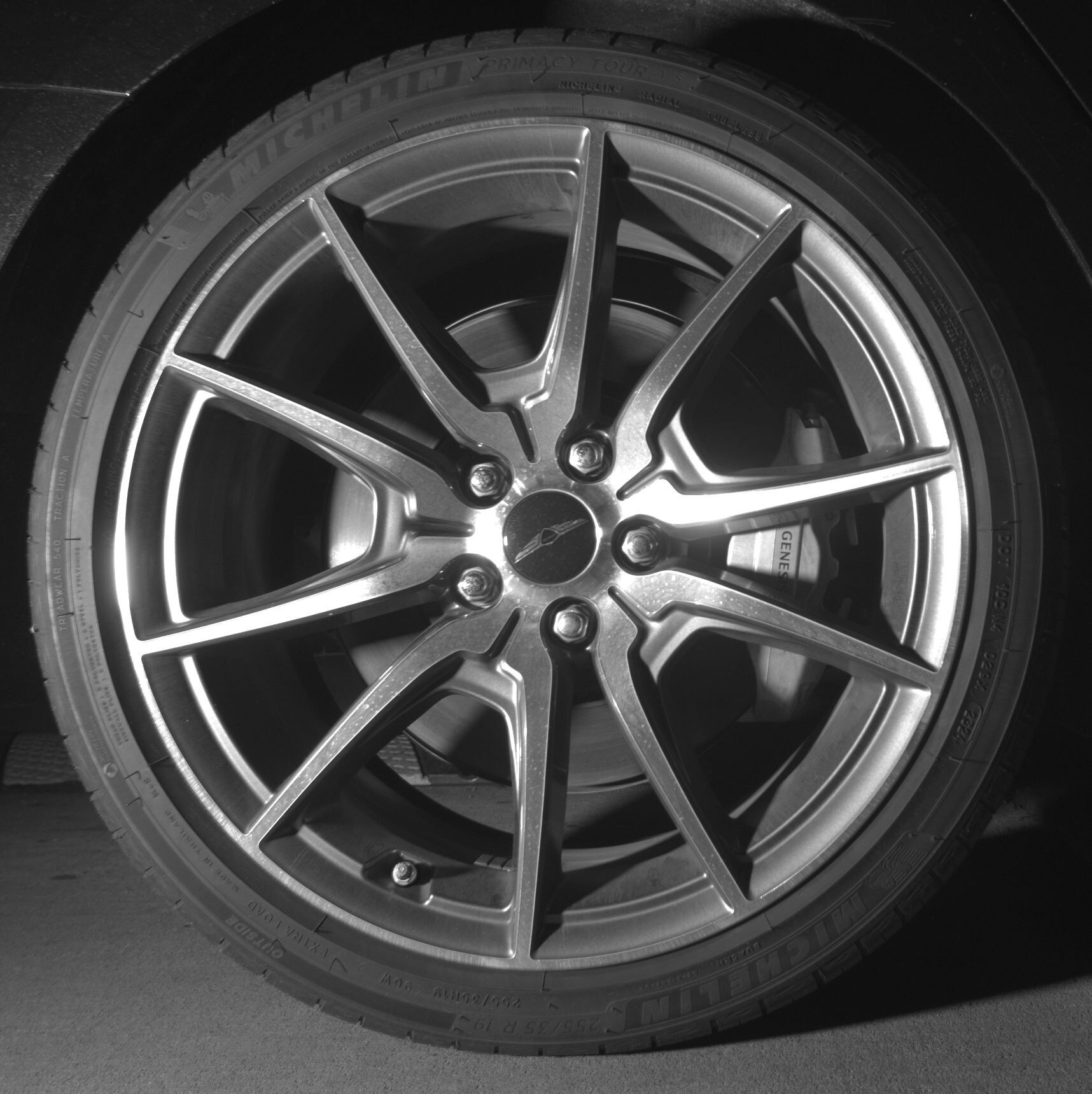 Thumbnail: 2025 Genesis G70 - 12