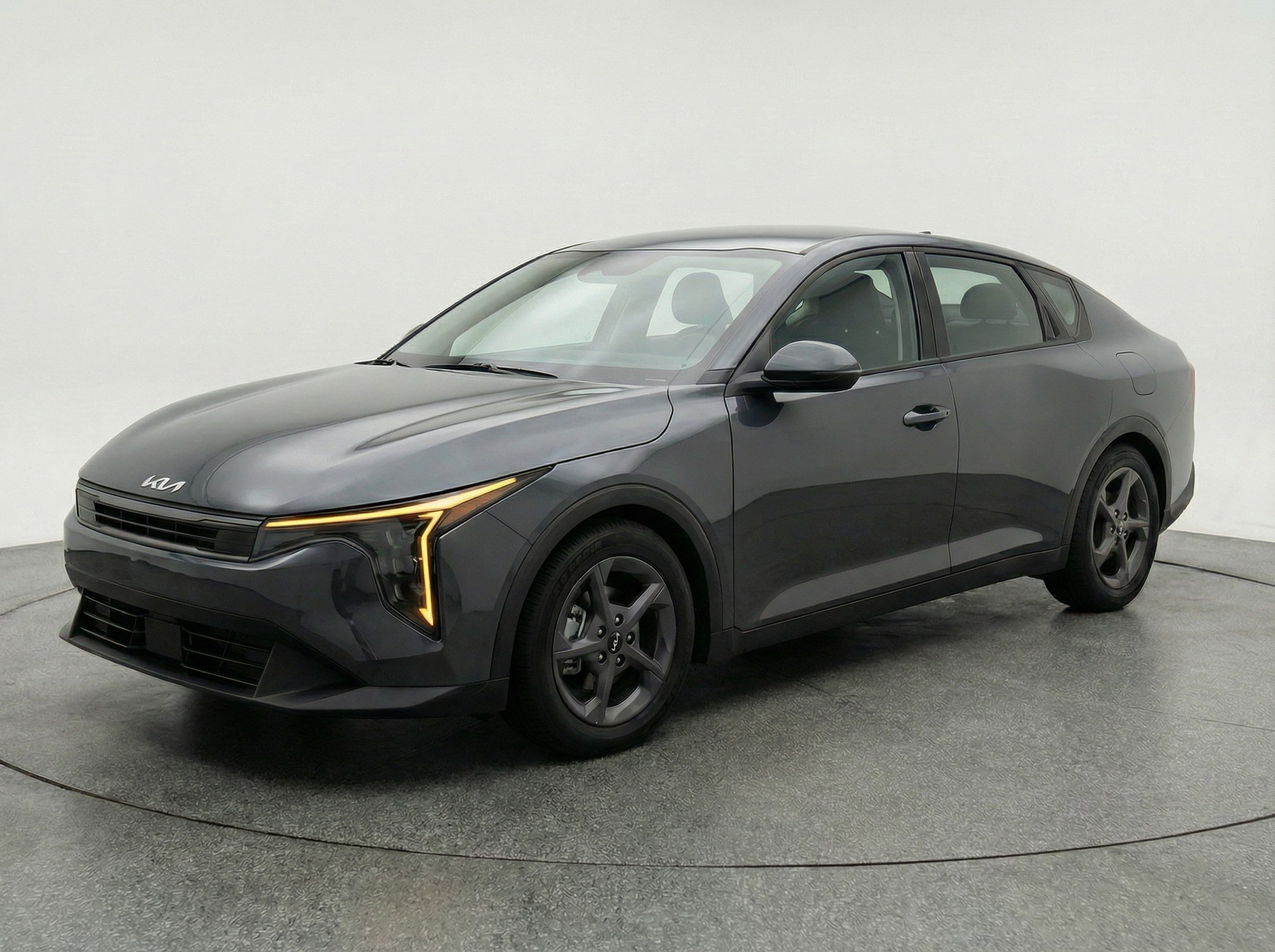 Thumbnail: 2025 Kia K4 - 3