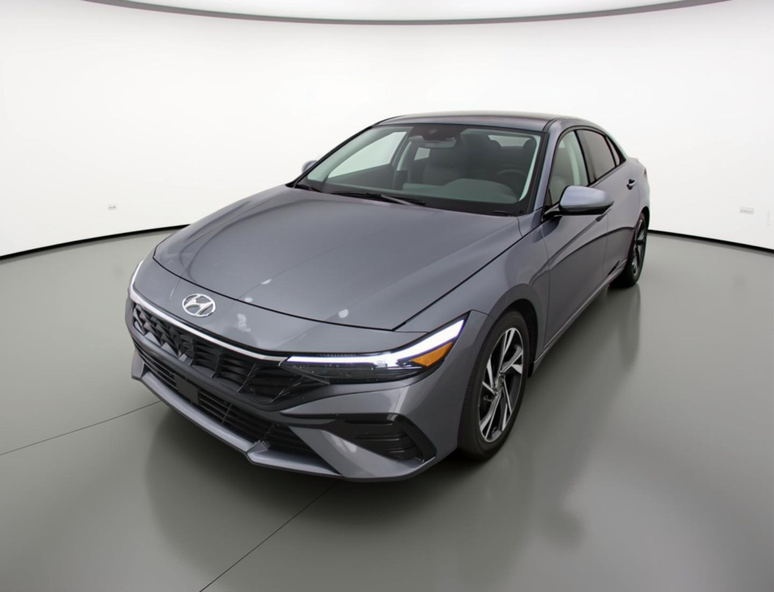 Thumbnail: 2025 Hyundai Elantra - 3