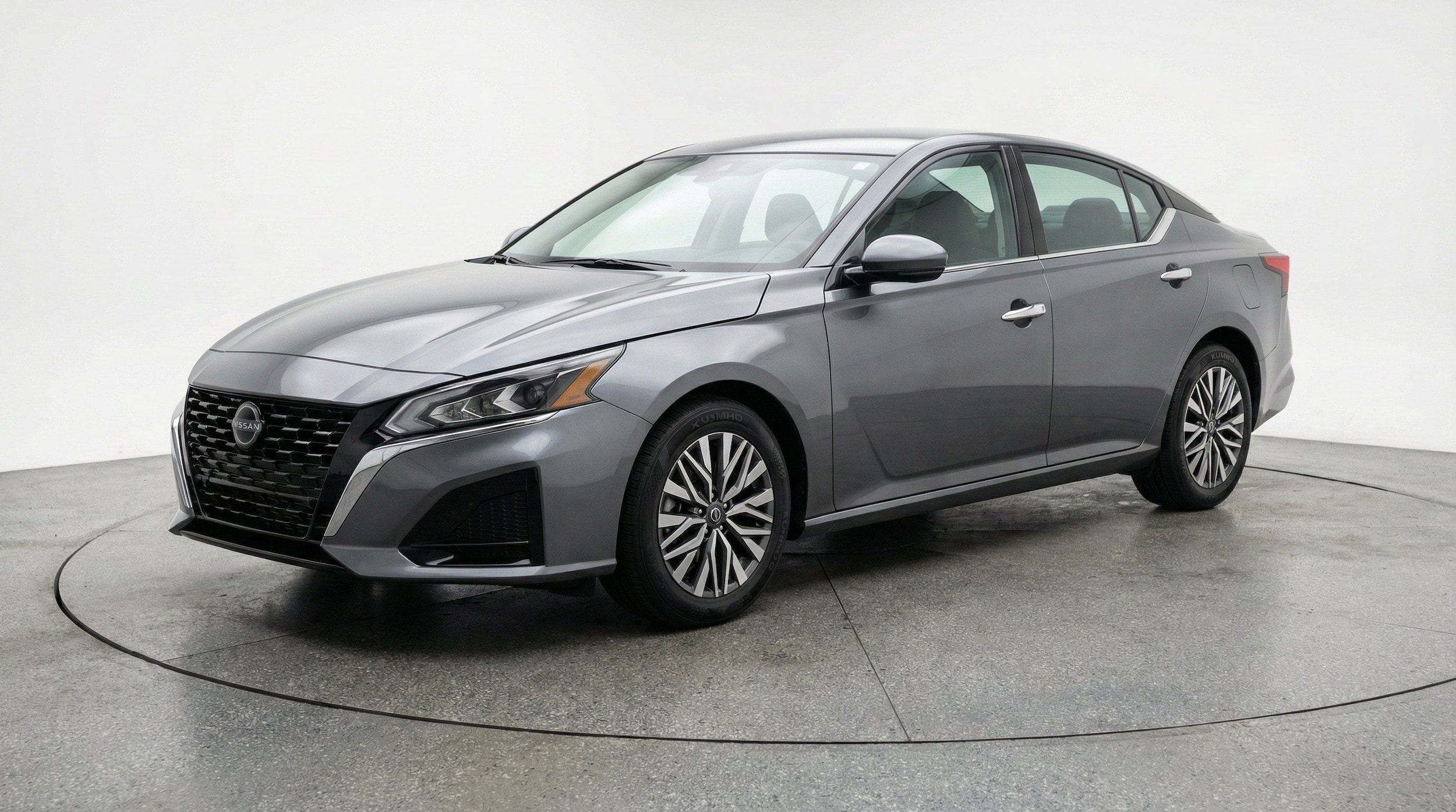 Thumbnail: 2025 Nissan Altima - 3