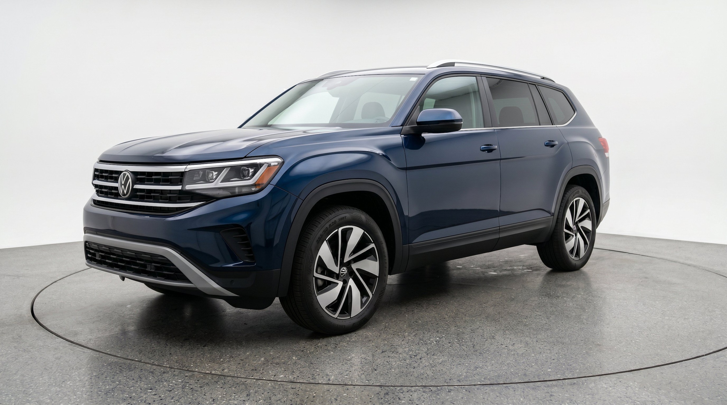 Thumbnail: 2026 Volkswagen Atlas - 3