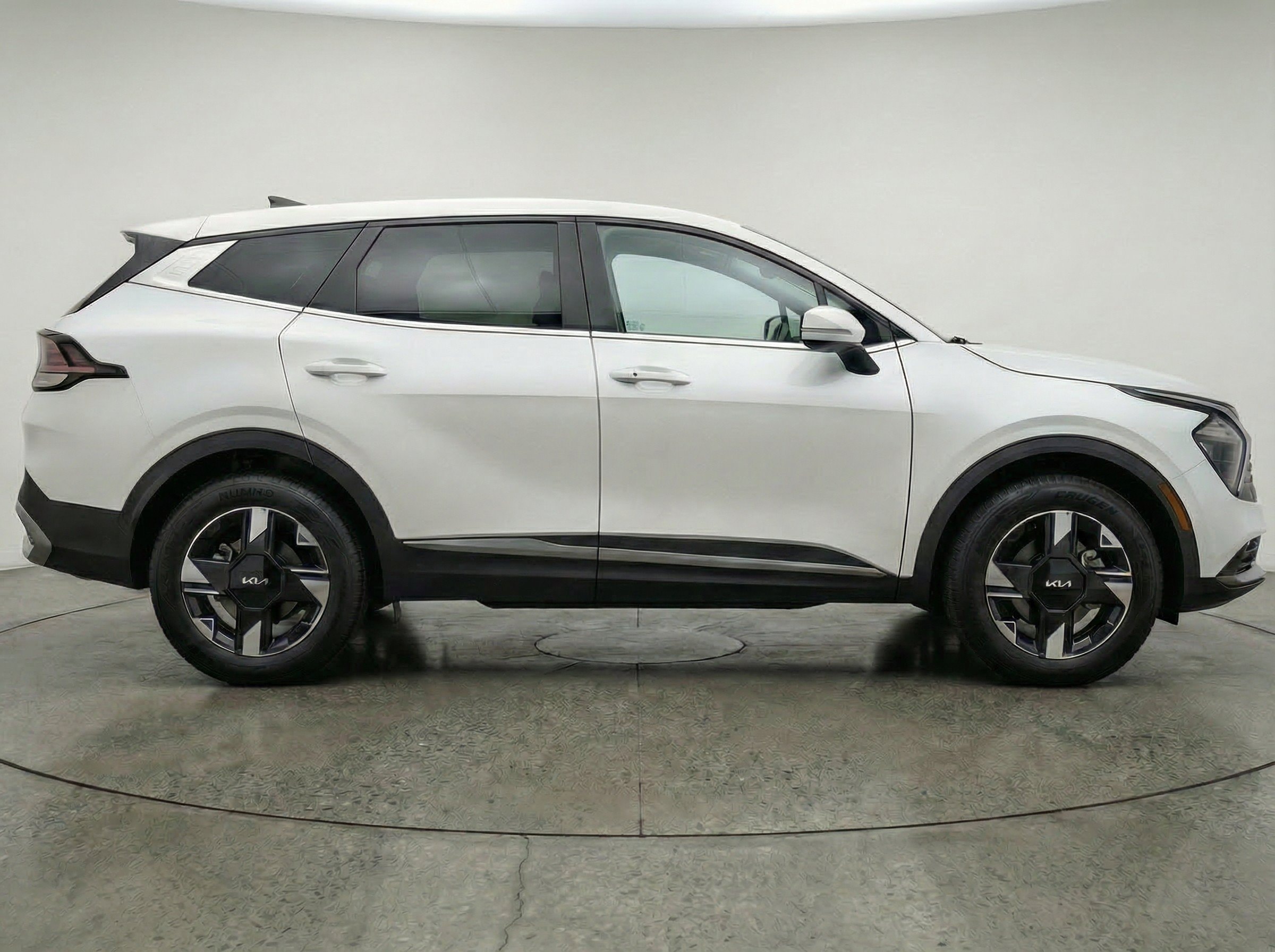 Thumbnail: 2026 Kia Sportage - 11
