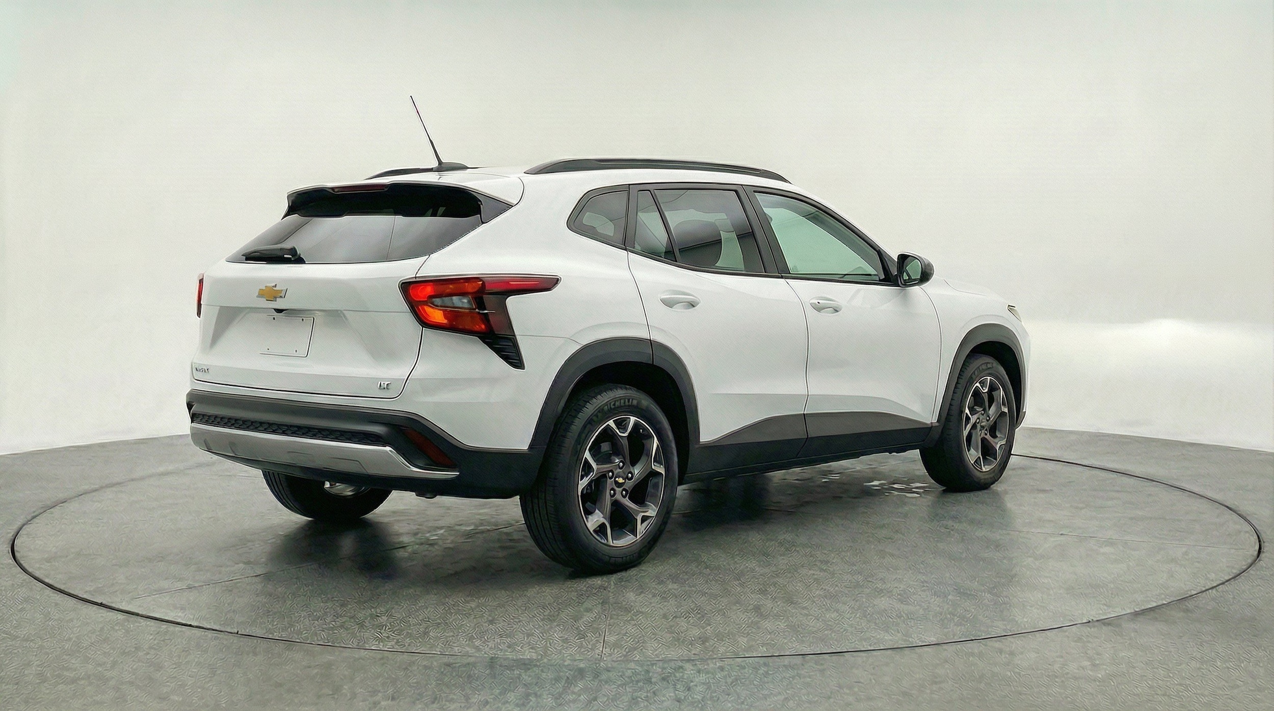 Thumbnail: 2025 Chevrolet Trax - 9