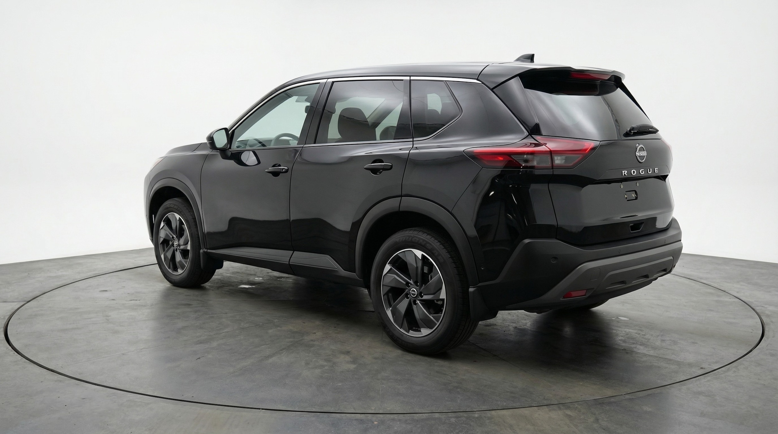 Thumbnail: 2025 Nissan Rogue - 5