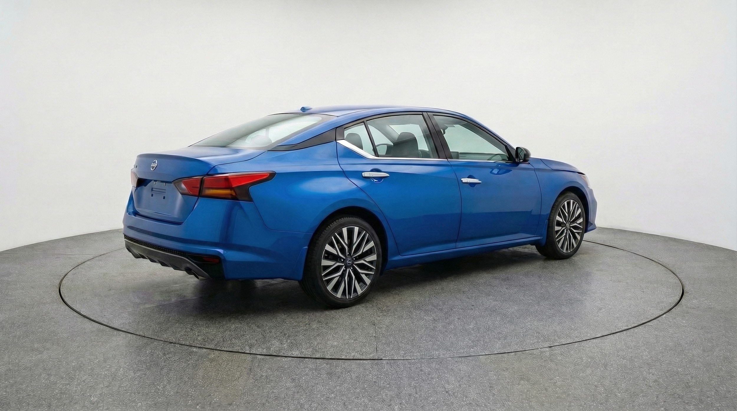 Thumbnail: 2025 Nissan Altima - 7