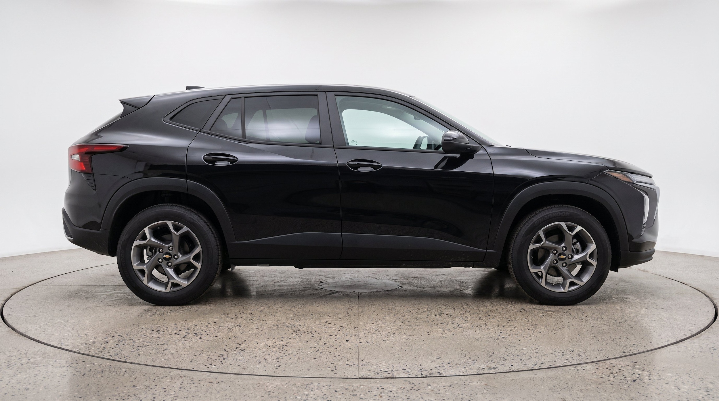 Thumbnail: 2025 Chevrolet Trax - 10