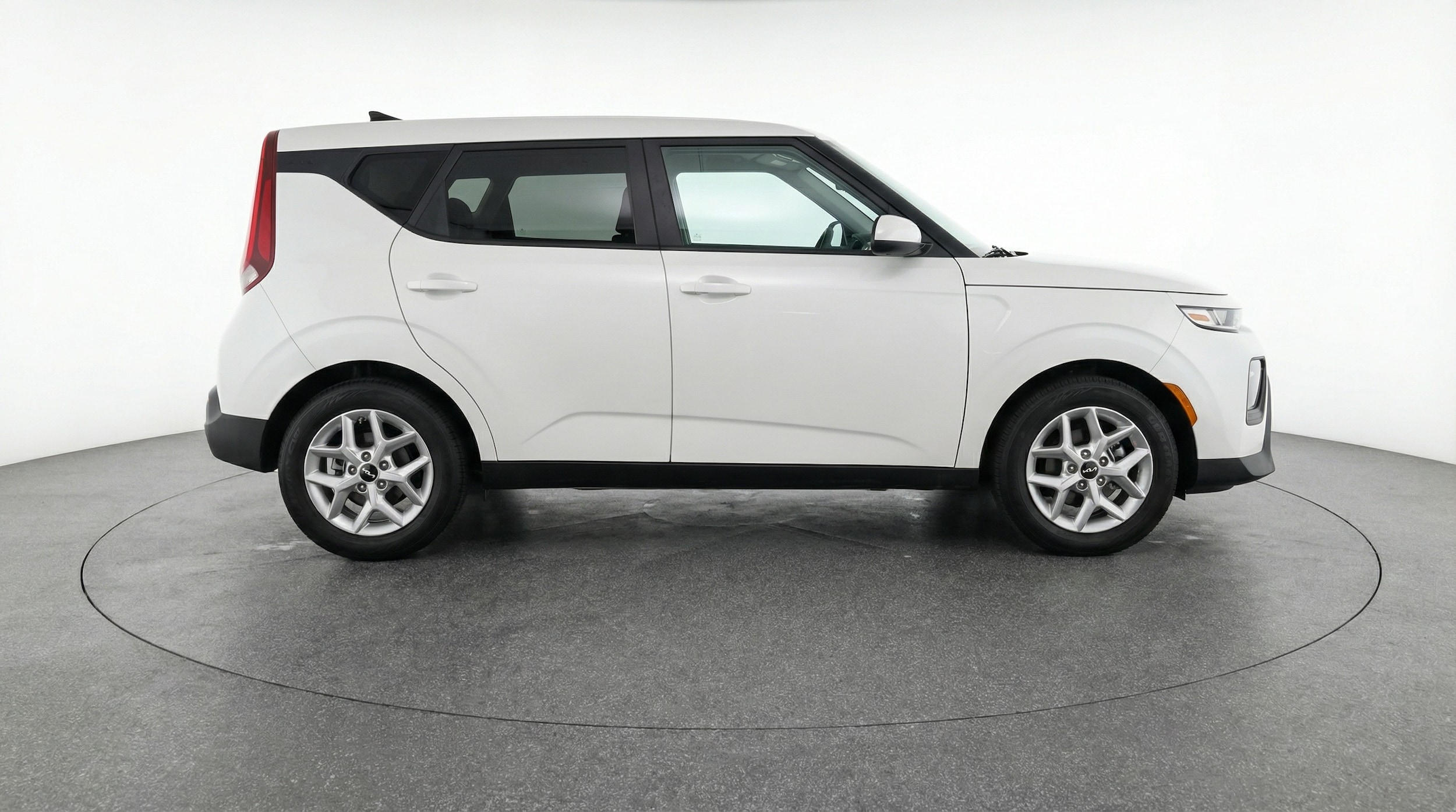 Thumbnail: 2025 Kia Soul - 8