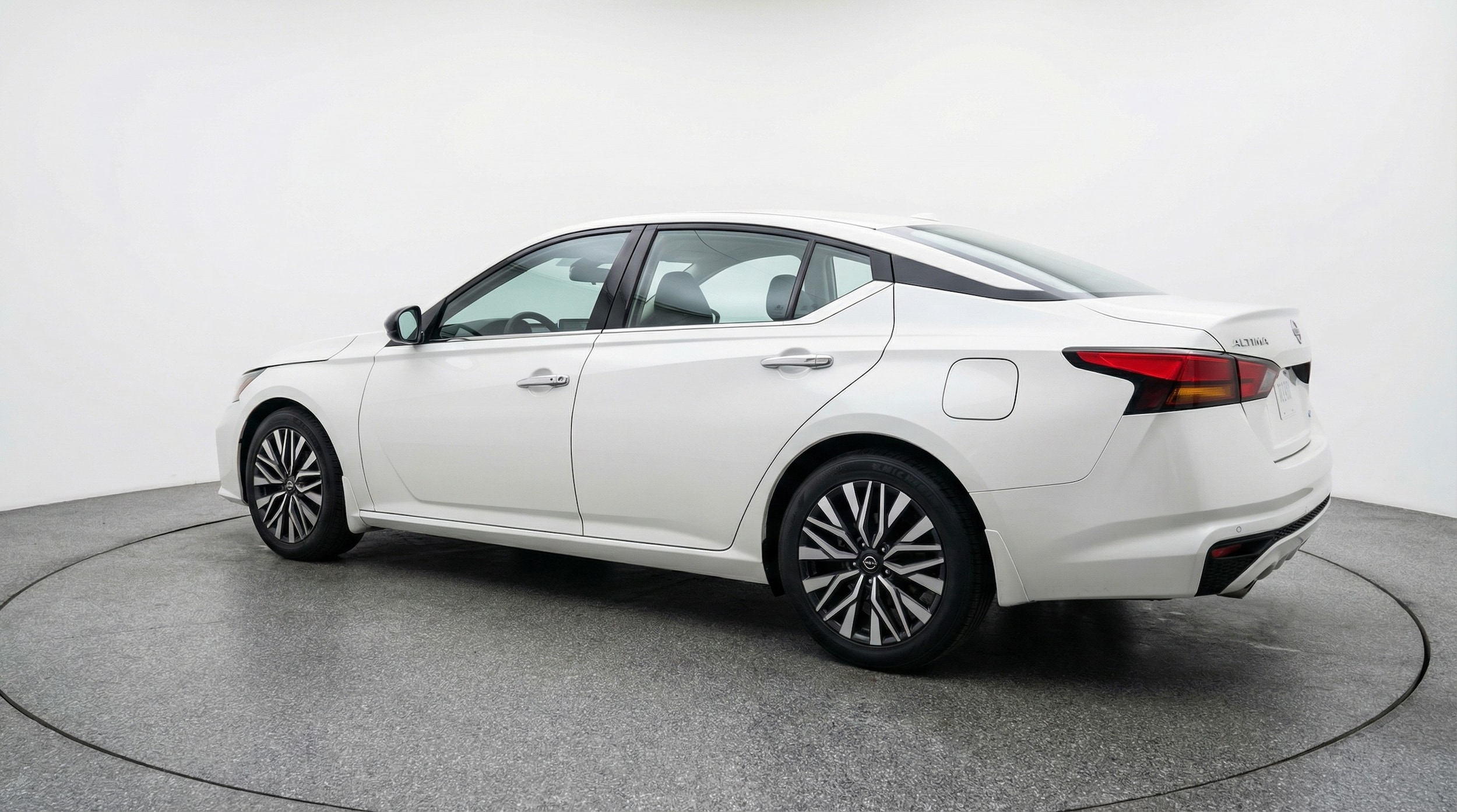 Thumbnail: 2025 Nissan Altima - 5