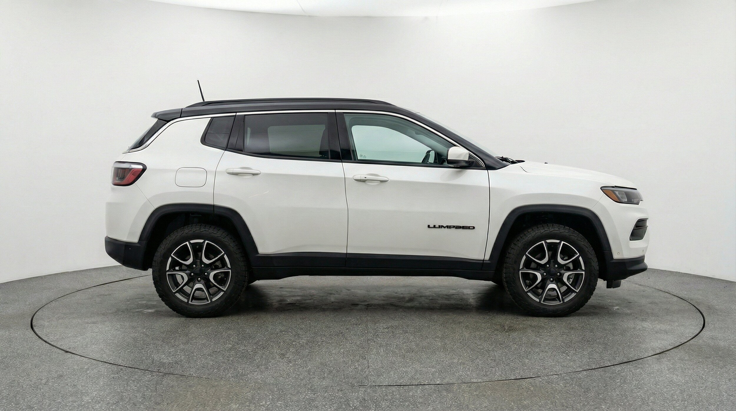 Thumbnail: 2025 Jeep Compass - 11