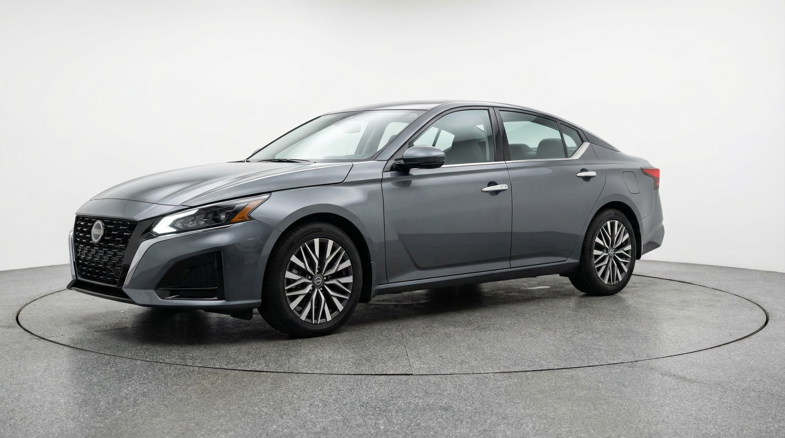 Thumbnail: 2025 Nissan Altima - 3