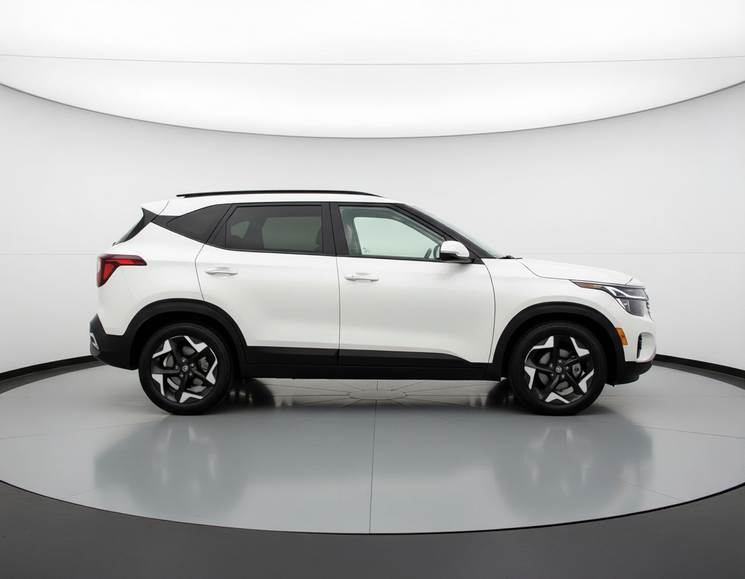 Thumbnail: 2025 Kia Seltos - 8