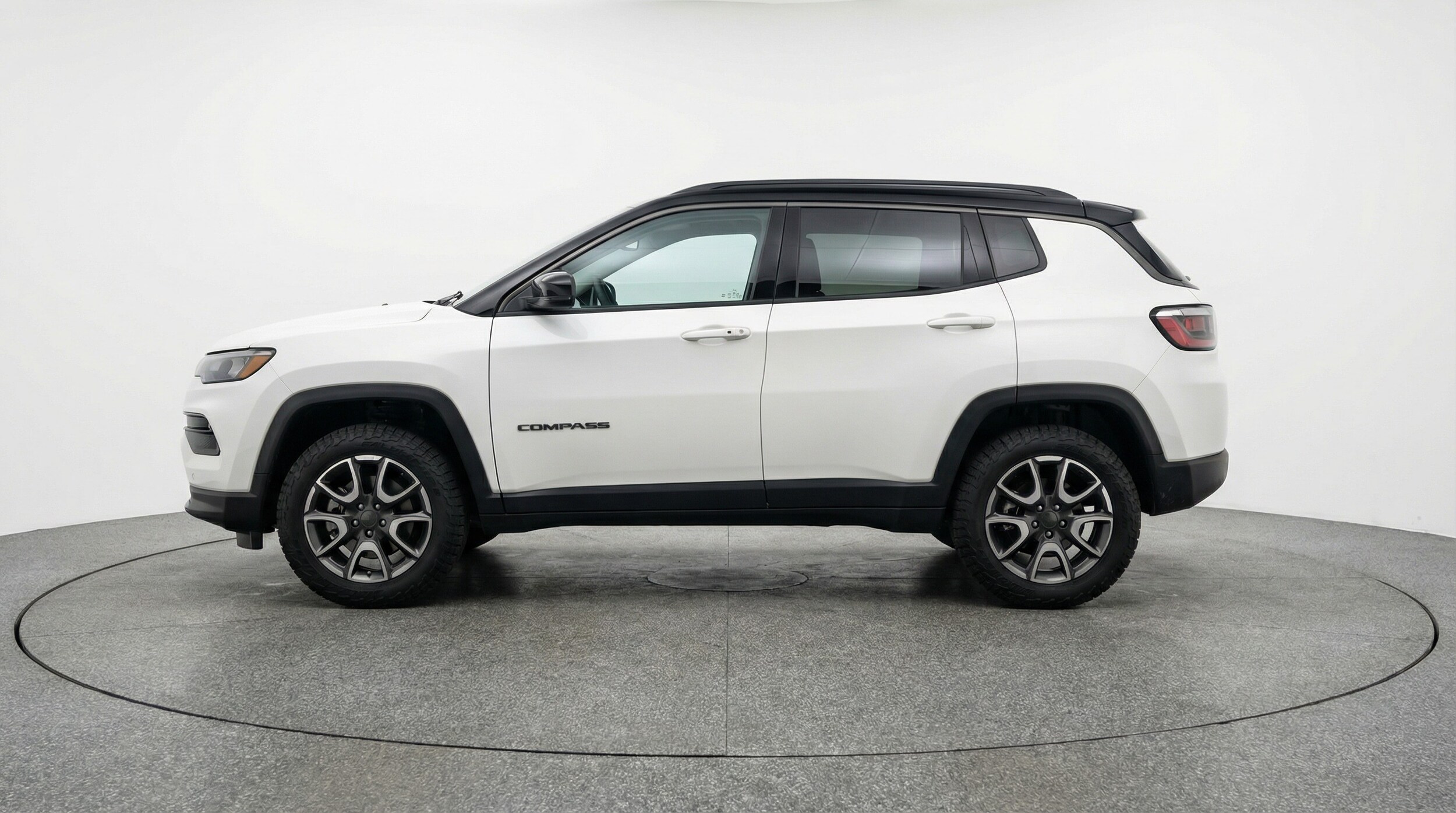 Thumbnail: 2025 Jeep Compass - 4