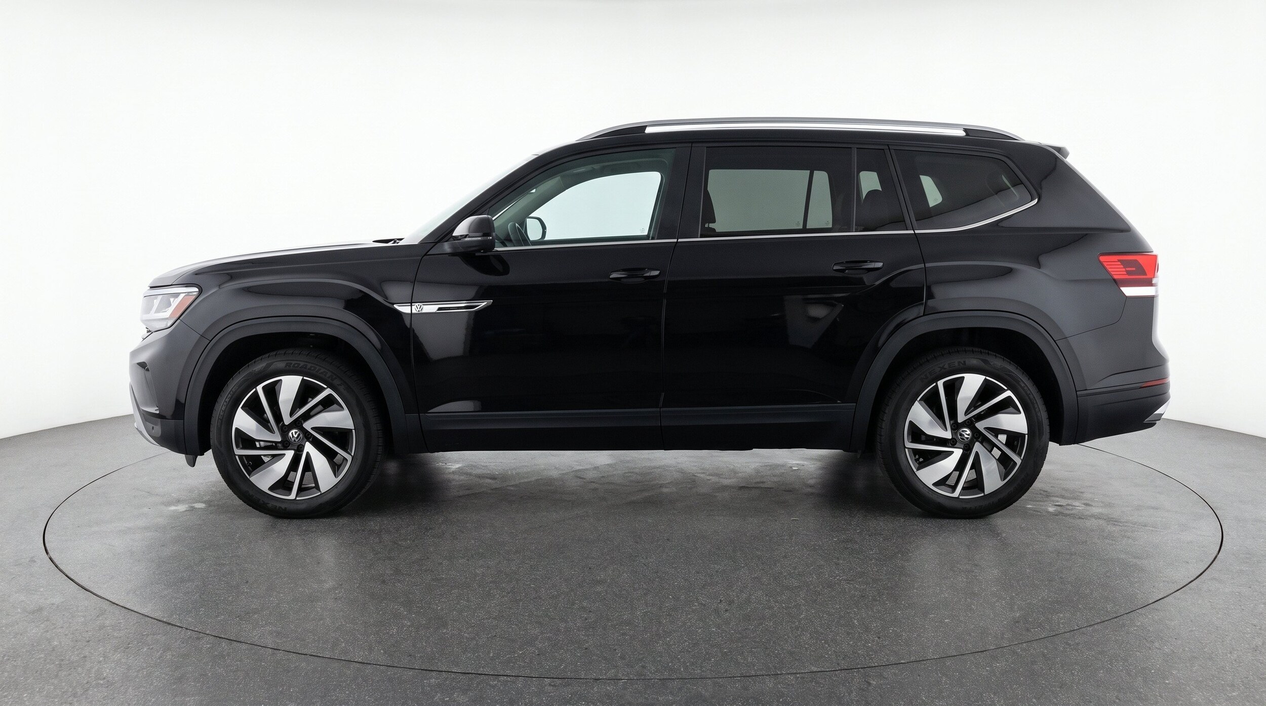 Thumbnail: 2026 Volkswagen Atlas - 5