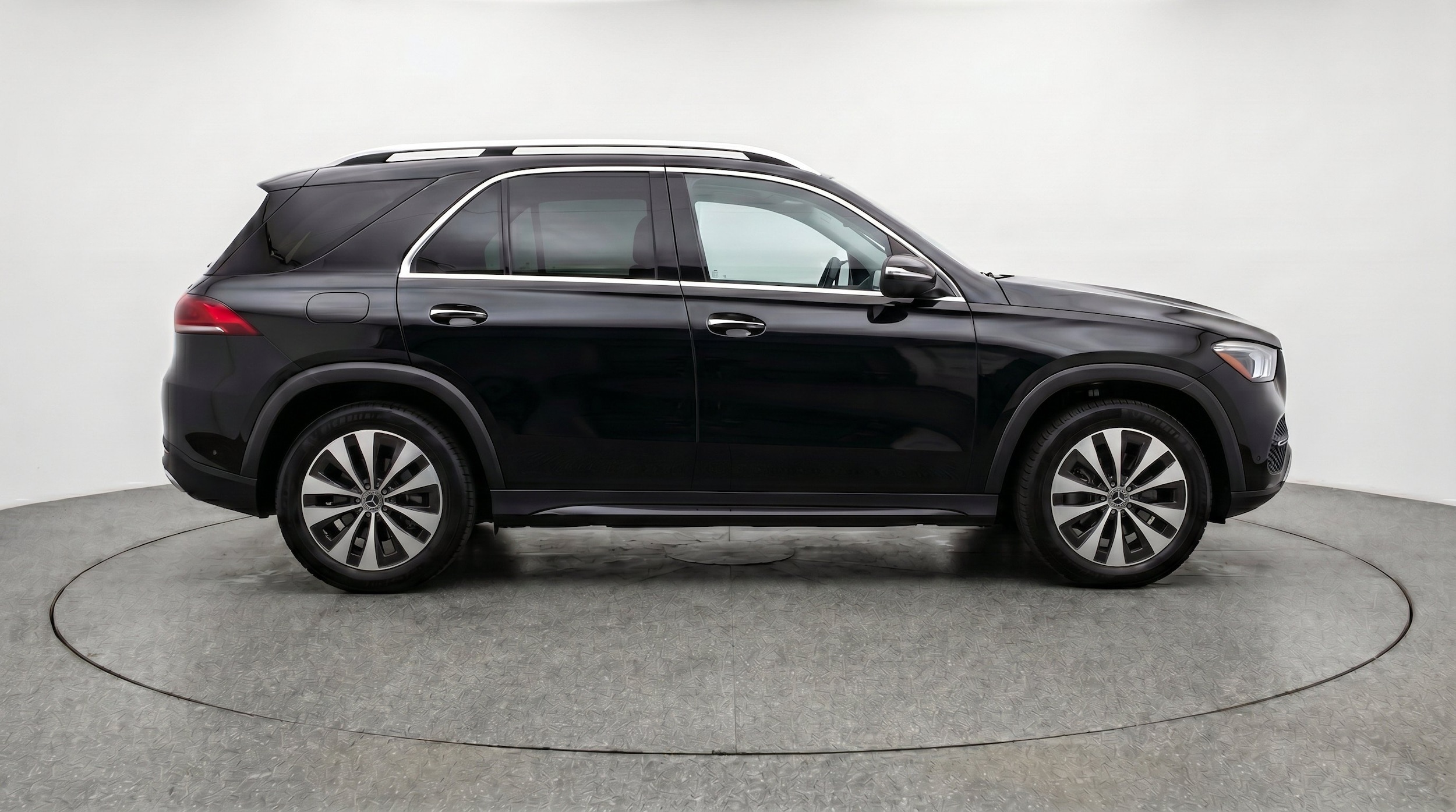 Thumbnail: 2026 Mercedes-Benz GLE - 11