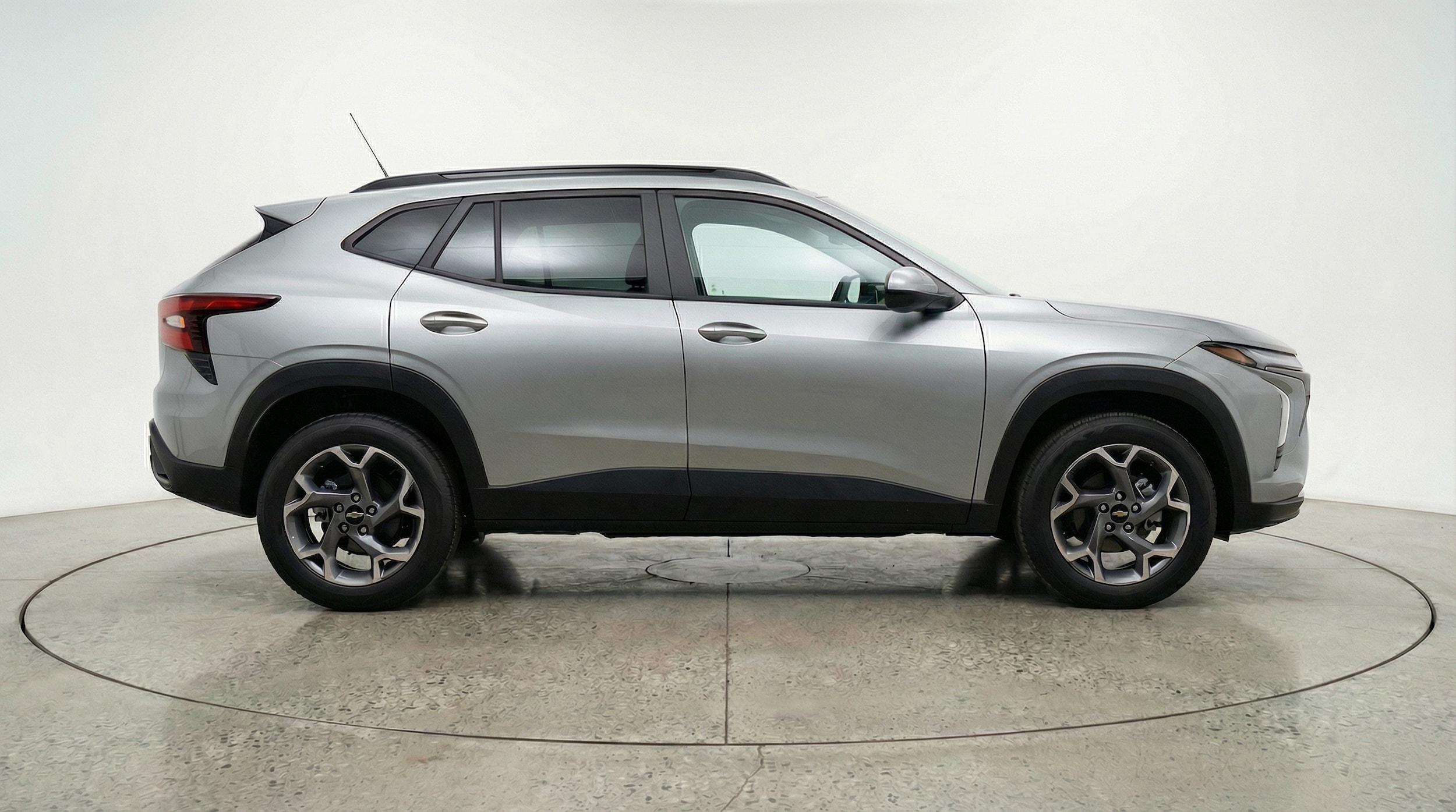 Thumbnail: 2025 Chevrolet Trax - 8