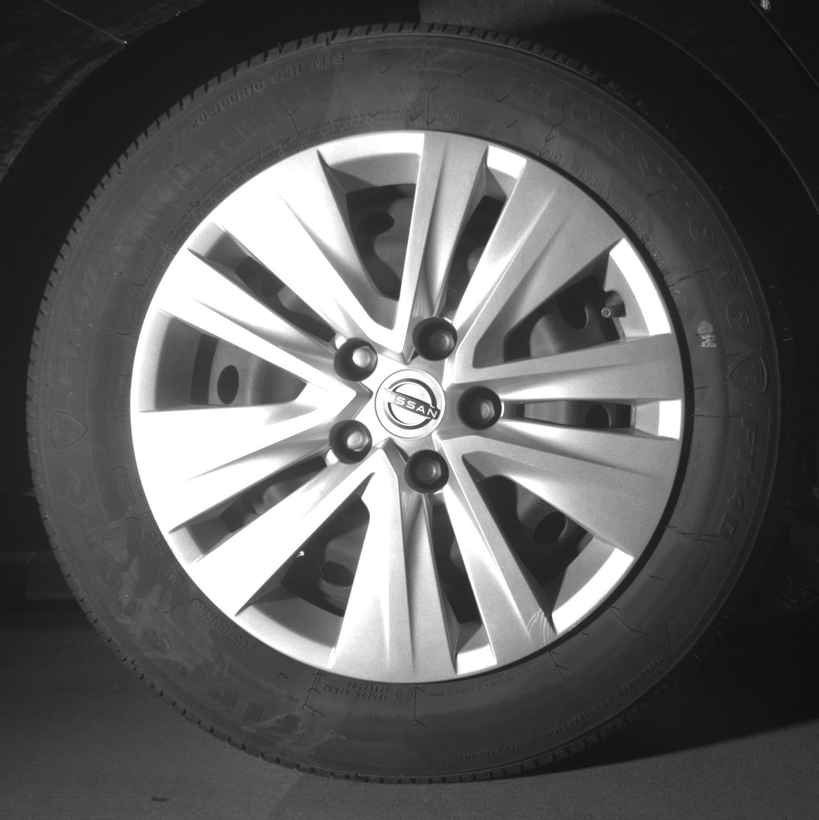 Thumbnail: 2025 Nissan Sentra - 12