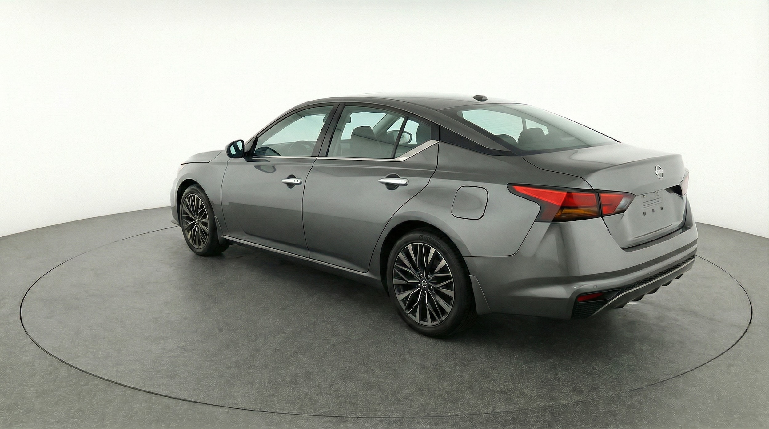 Thumbnail: 2025 Nissan Altima - 5