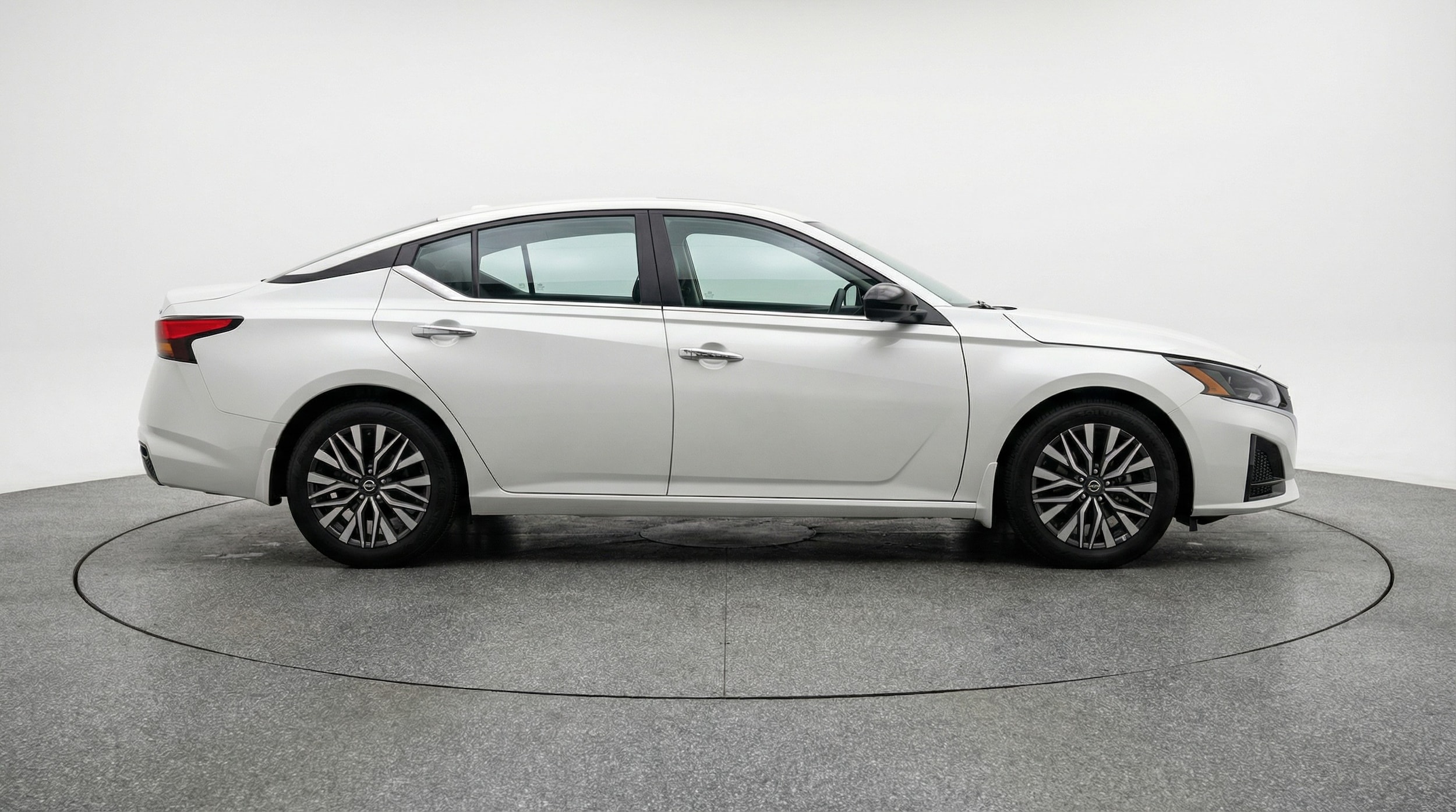 Thumbnail: 2025 Nissan Altima - 8