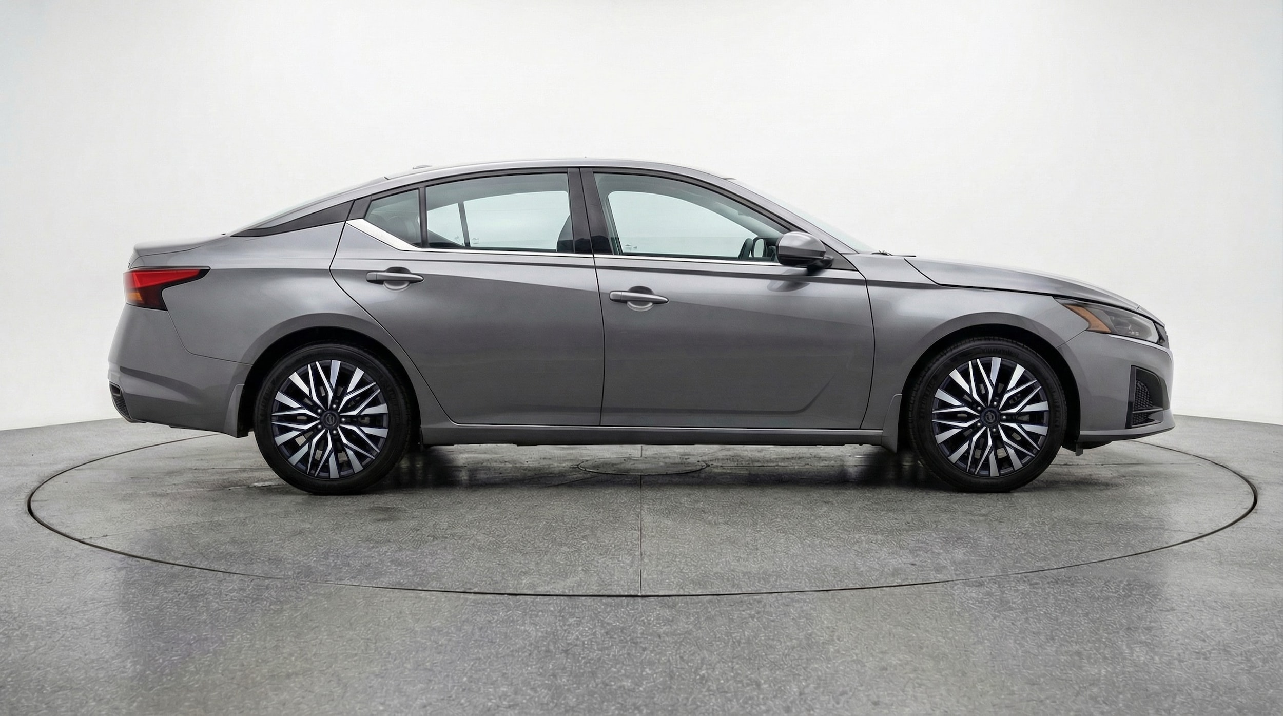 Thumbnail: 2025 Nissan Altima - 8