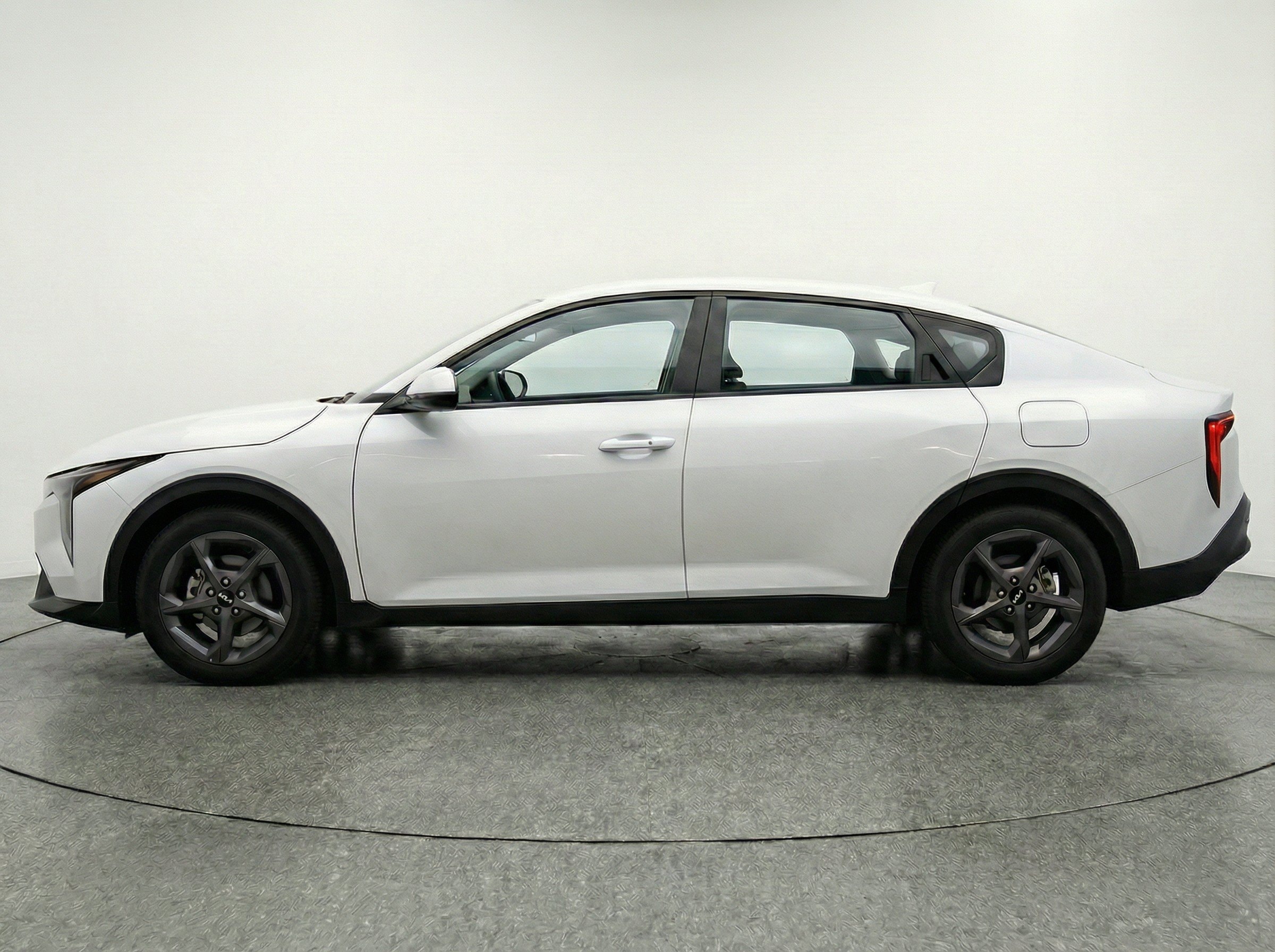 Thumbnail: 2025 Kia K4 - 5