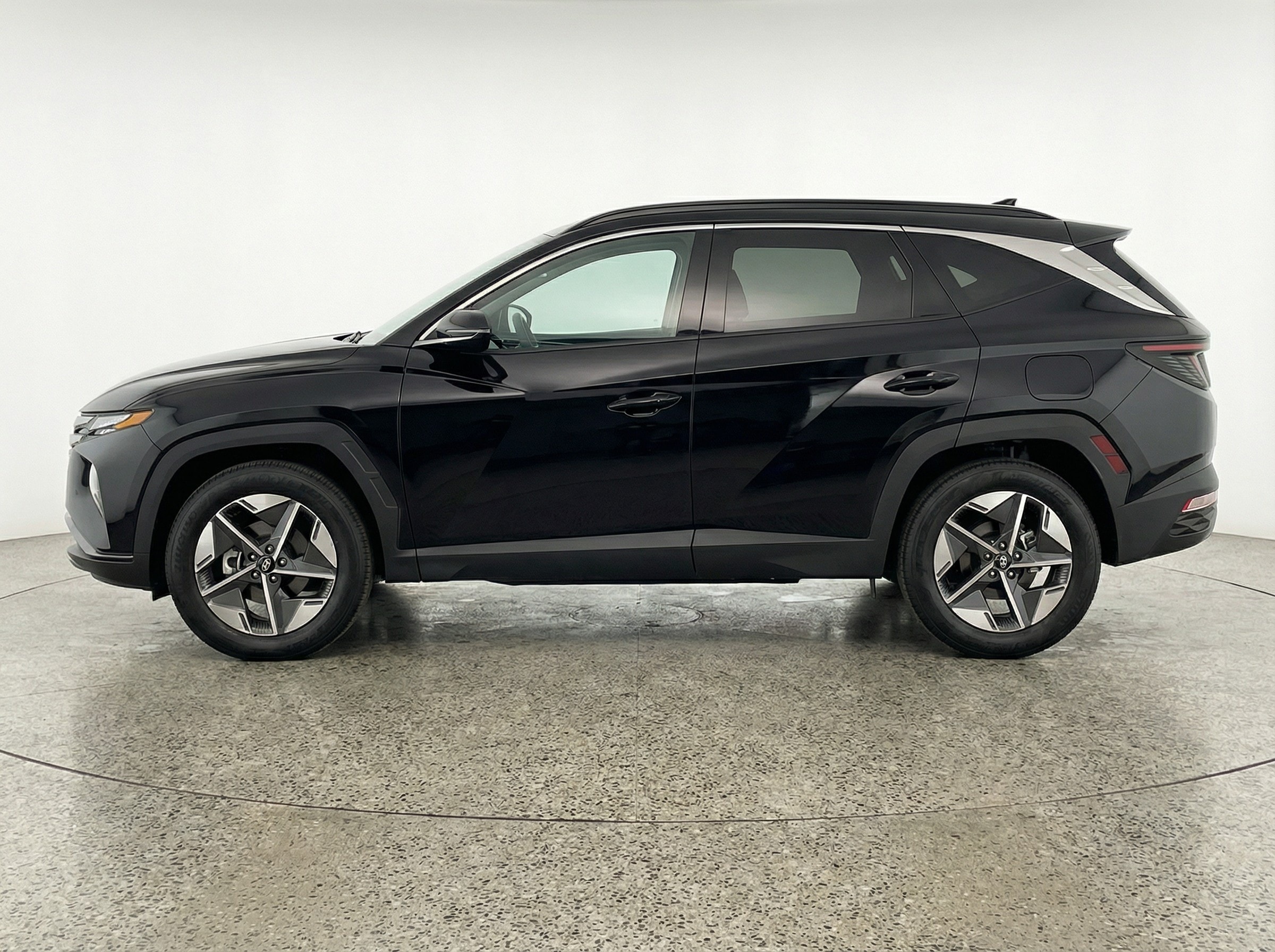 Thumbnail: 2025 Hyundai Tucson - 4