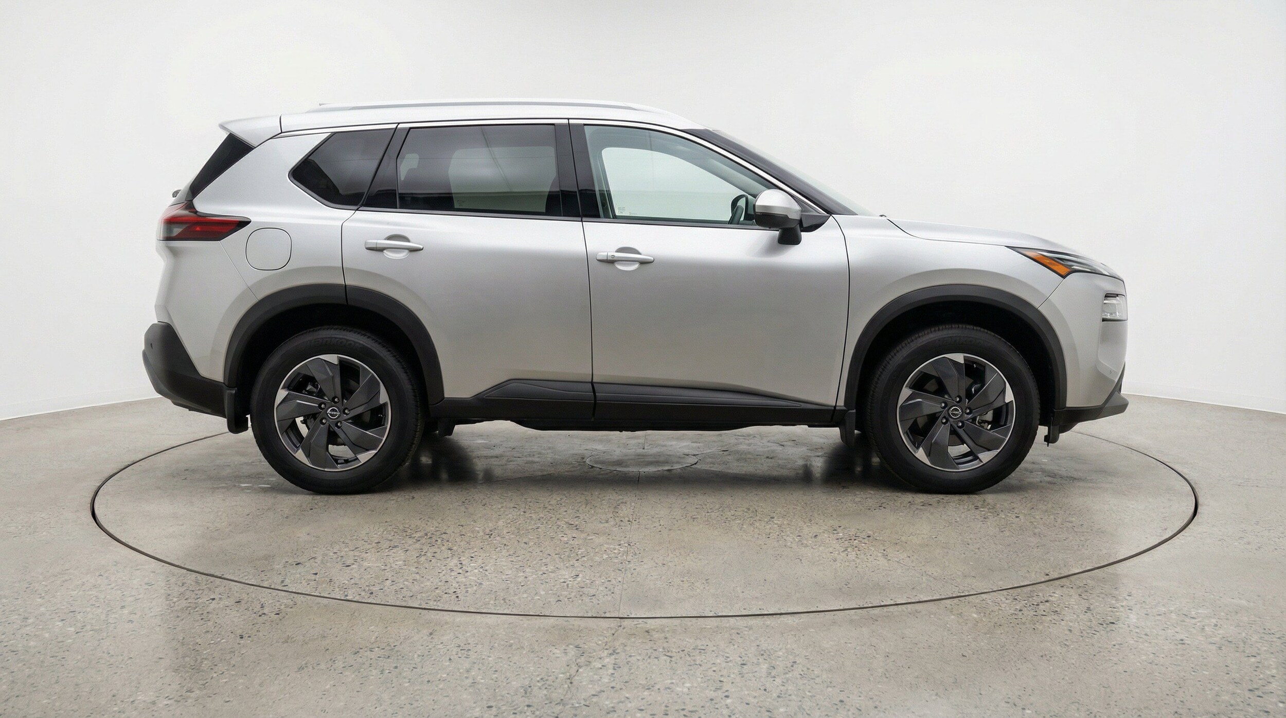 Thumbnail: 2025 Nissan Rogue - 10