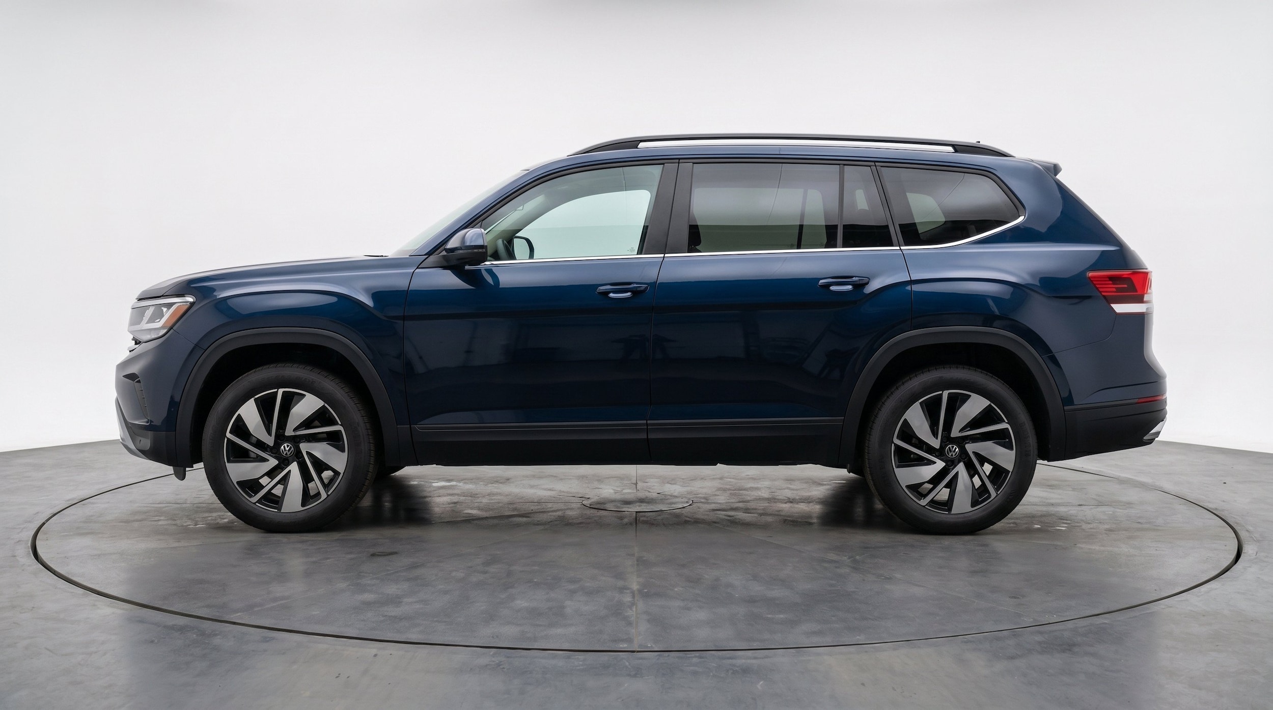 Thumbnail: 2026 Volkswagen Atlas - 5