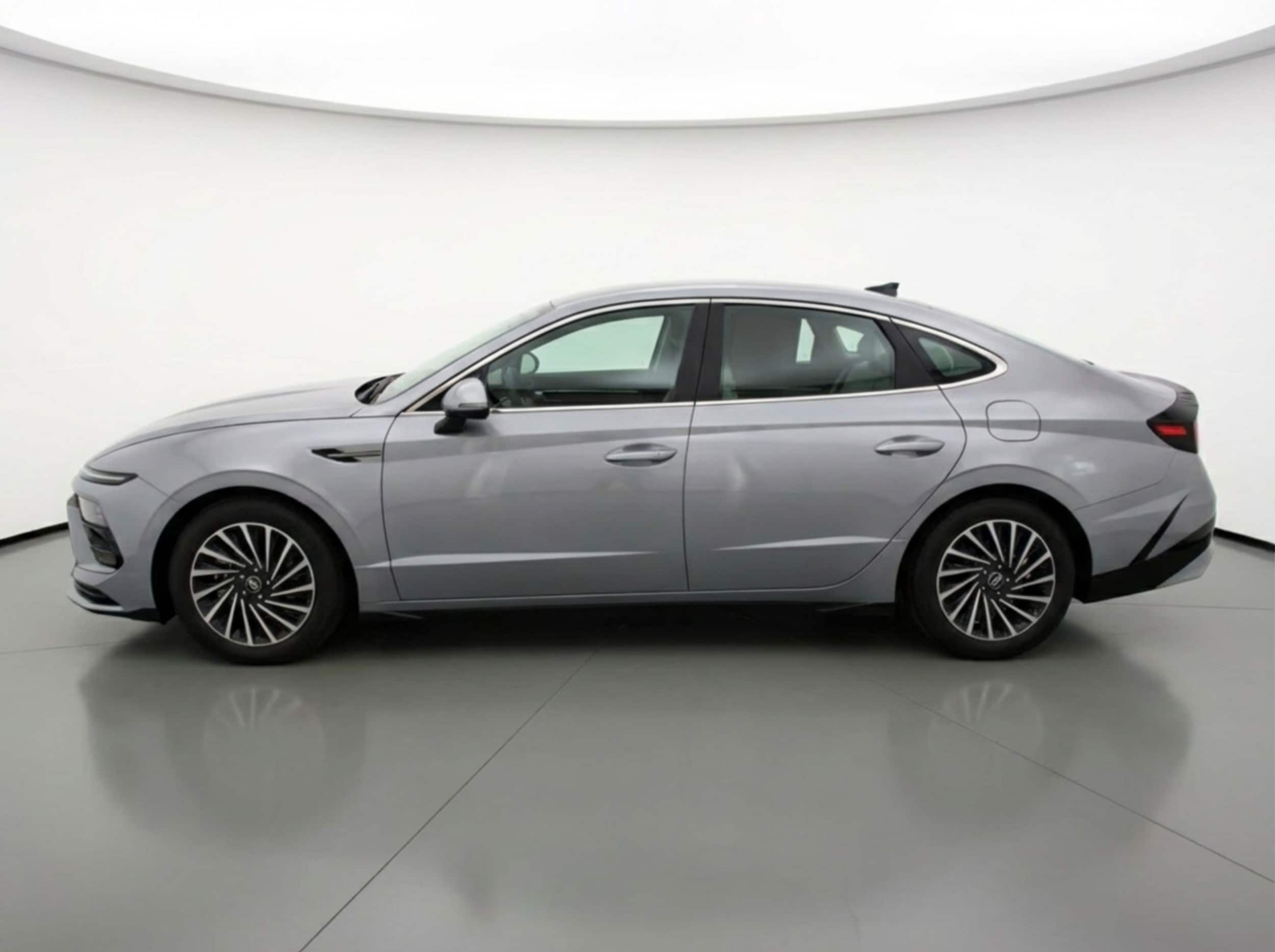 Thumbnail: 2025 Hyundai Sonata - 4